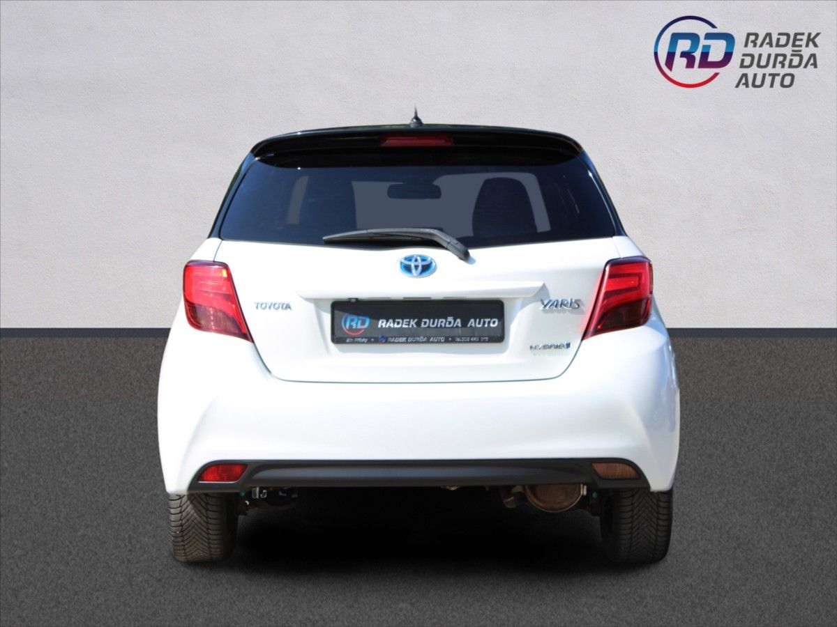 Toyota Yaris, 1,5 HYBRID  ČR,A/T,SELECTION - fotka 6