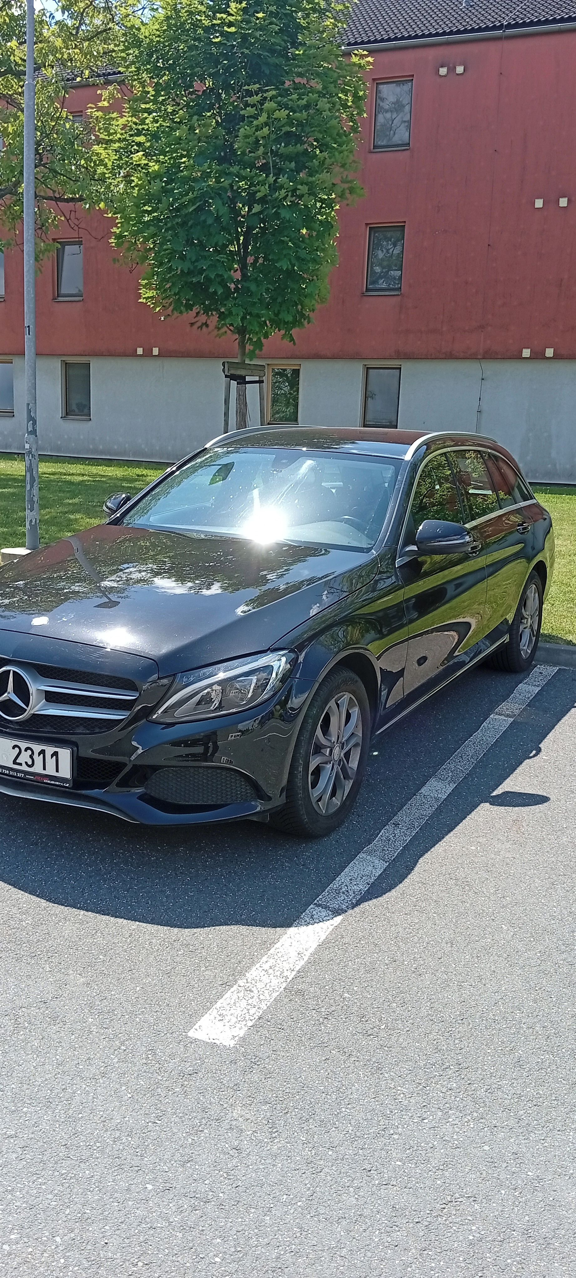 Mercedes-Benz Třídy C, Mercedes Benz C - fotka 4