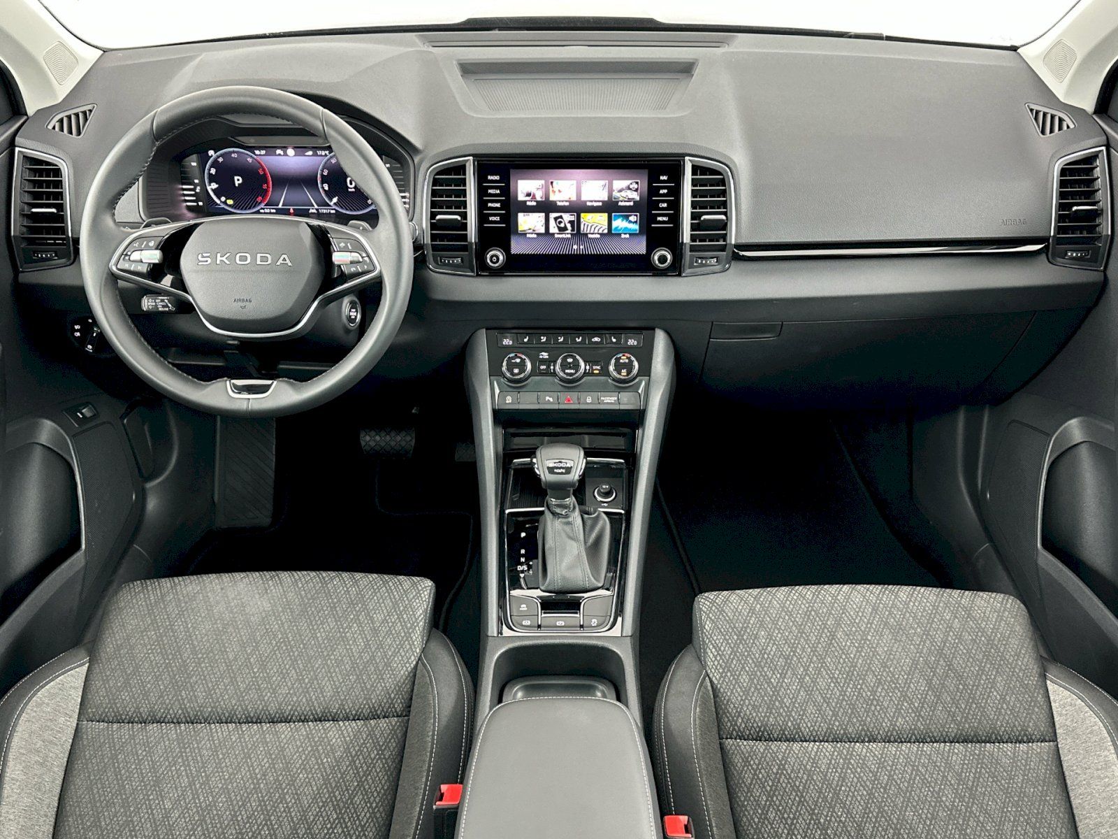 Škoda Karoq, DSG 2.0TDI 110kW 4x4 Top Selec - fotka 5