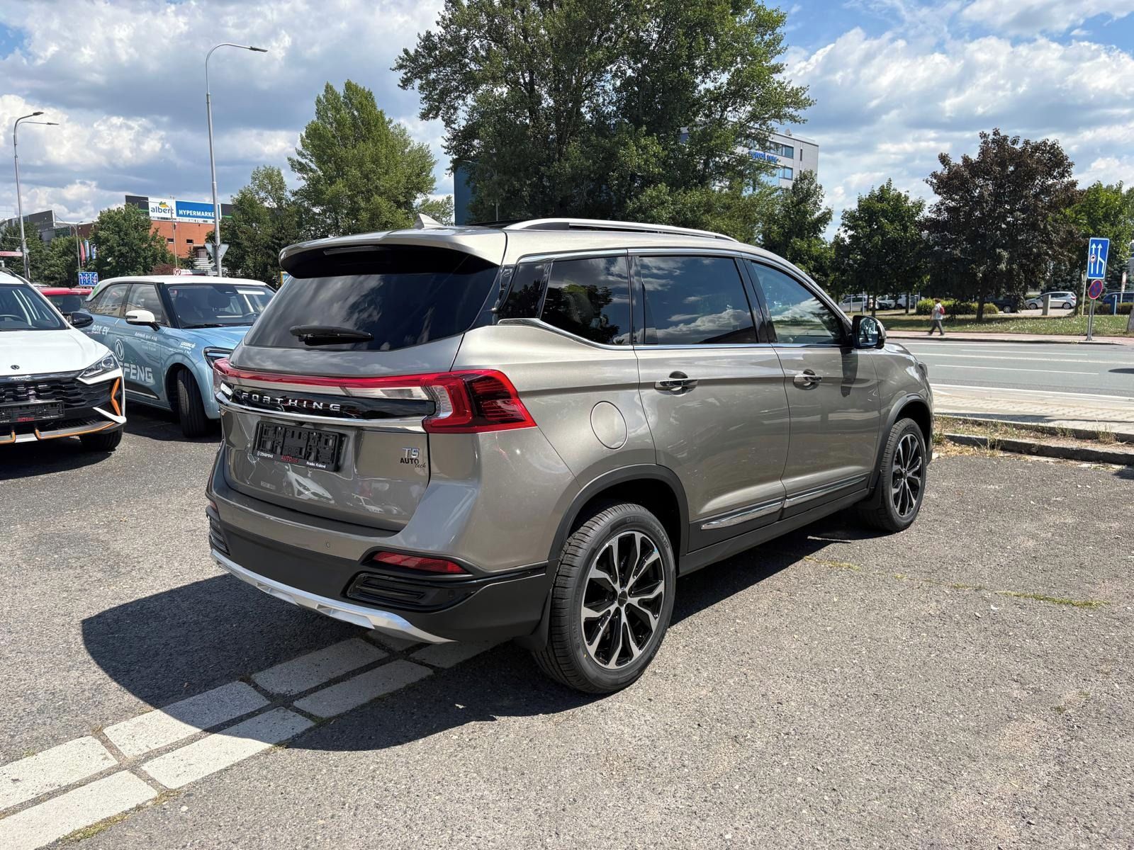 Dongfeng T5, 1.5T 125kw 7DTC Exclusive - fotka 3