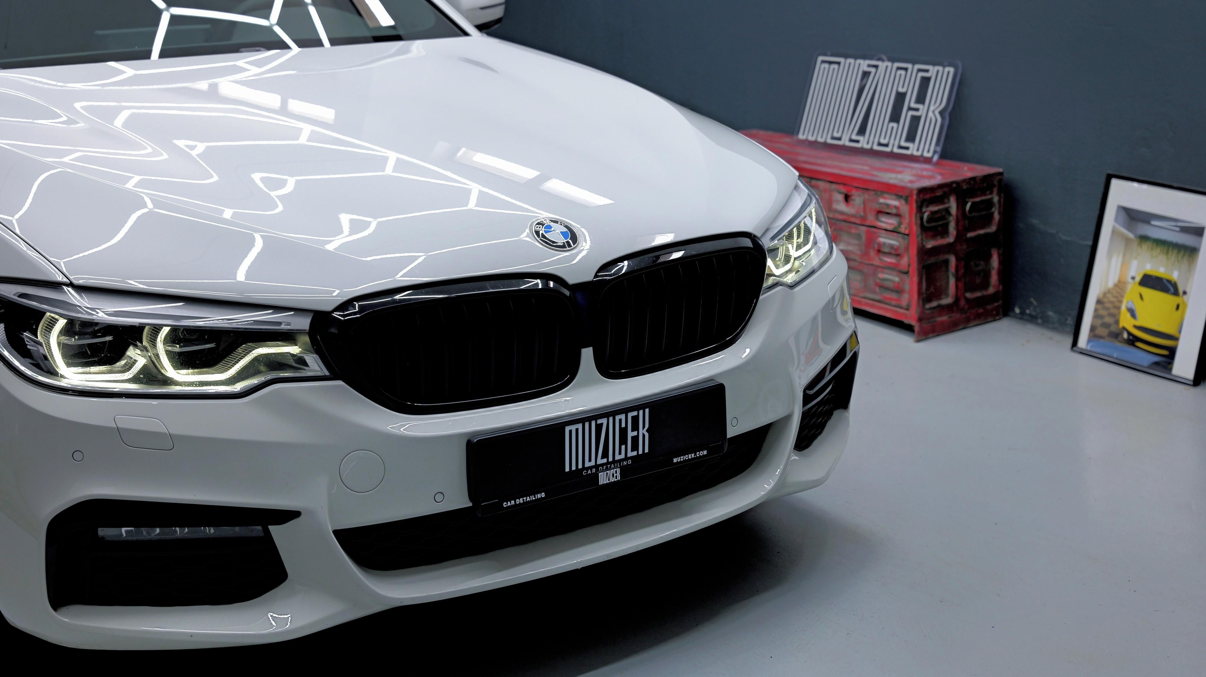 BMW Řada 5, 520d xDrive | servis | DPH - fotka 4