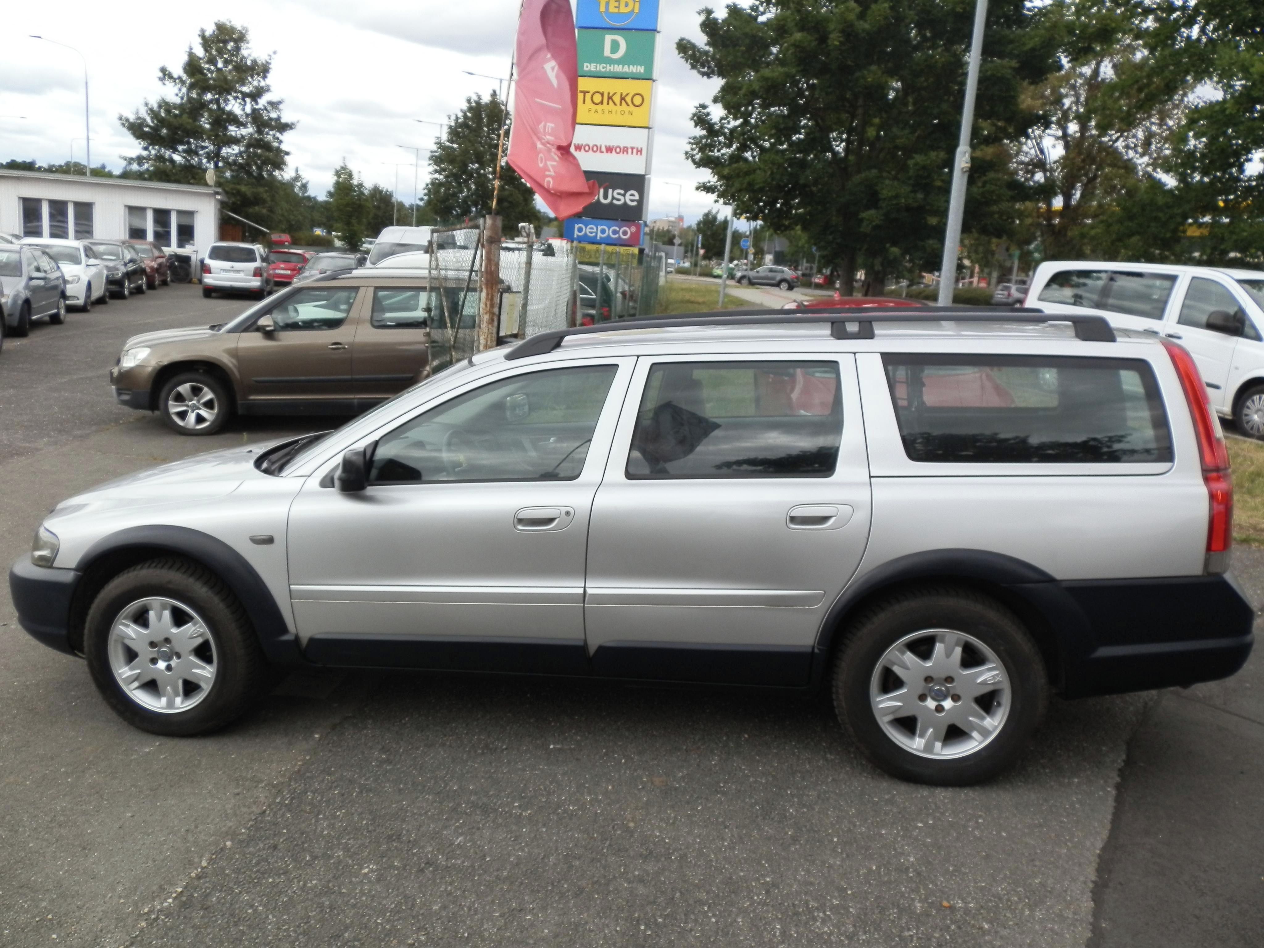 Volvo XC70, 2,4i - fotka 2