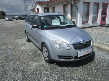1,4 i 16v, klimatizace,