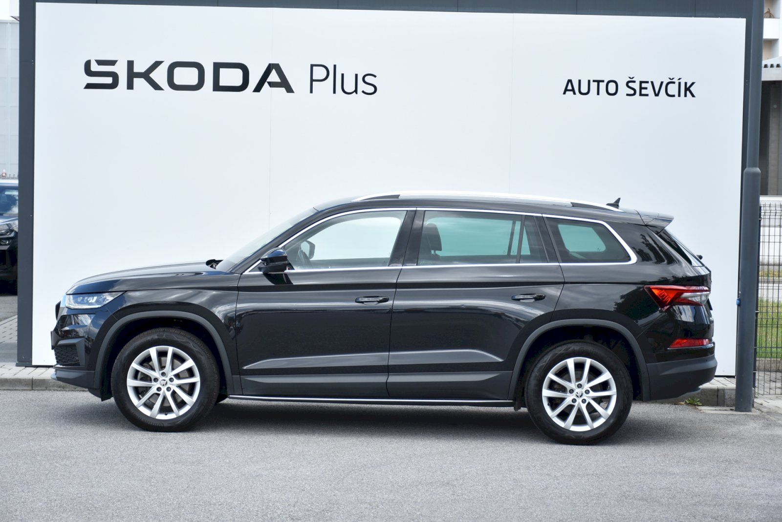 Škoda Kodiaq, Style Plus 2.0 TSI 4X4 DSG - fotka 3