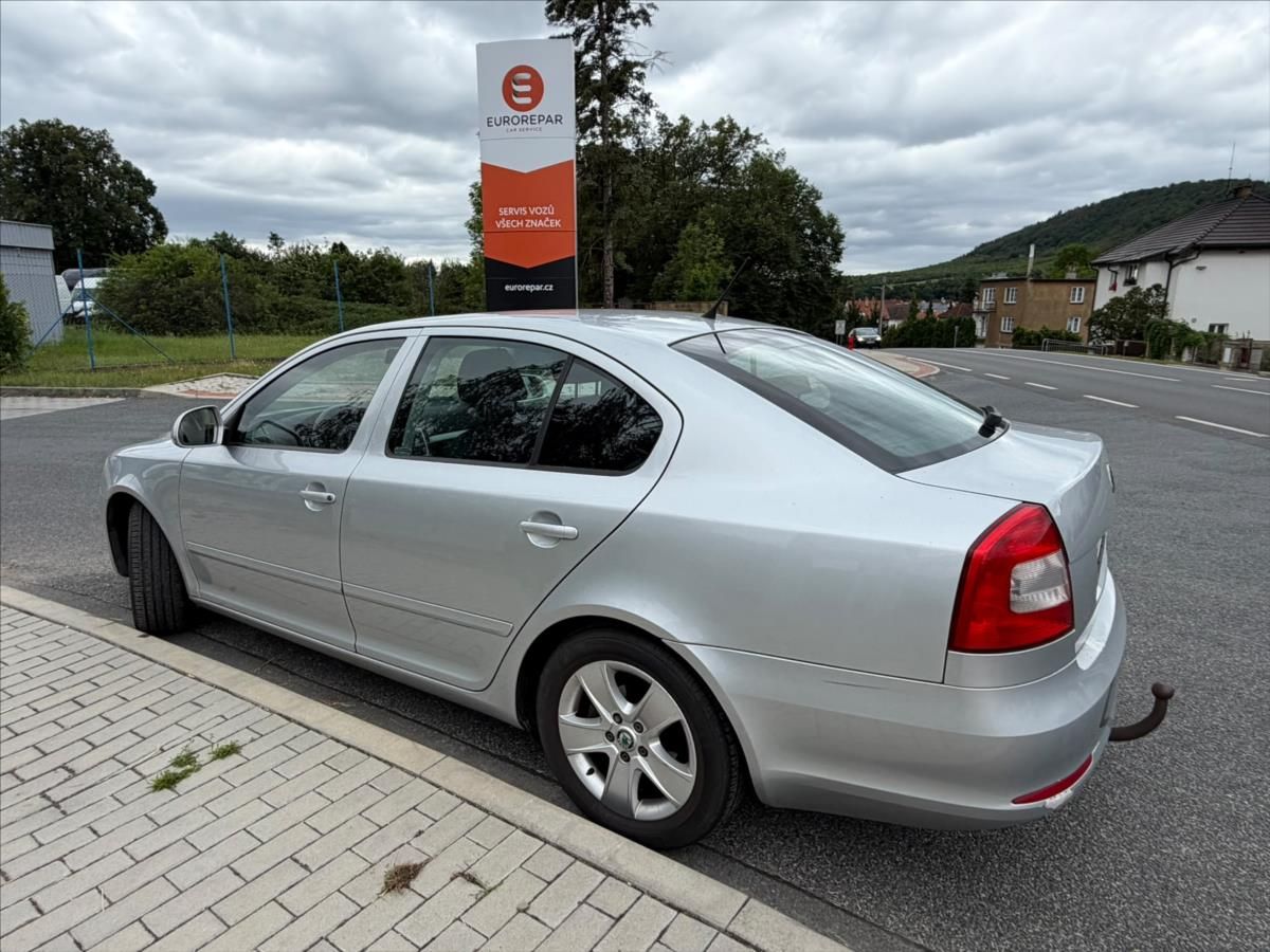 Škoda Octavia, 1,6  1,6 DISEL - fotka 4