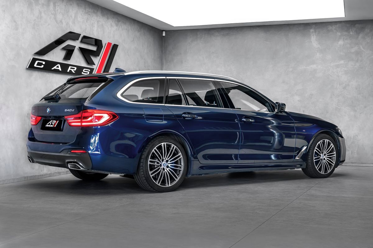 BMW Řada 5, 540d Touring xDrive M Sport - fotka 5