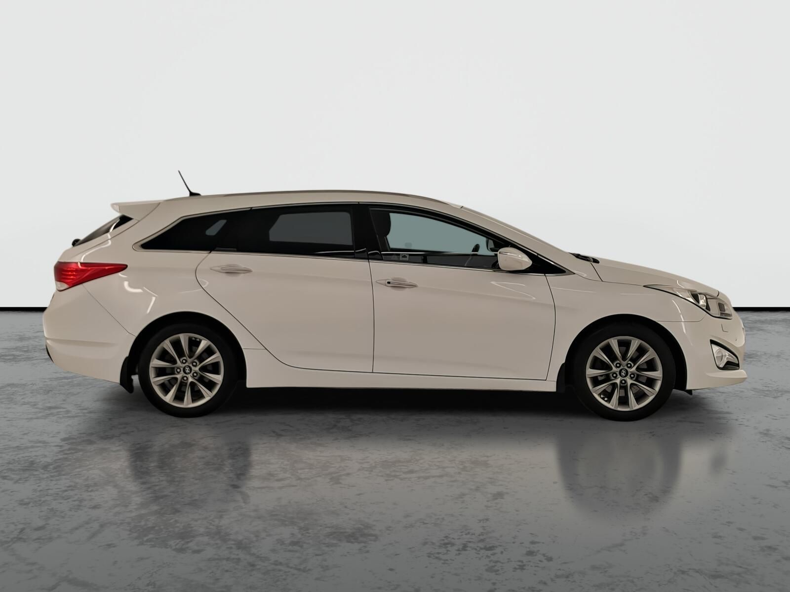 Hyundai i40, 1.7 CRDi, Serv.kniha, Xenony - fotka 6