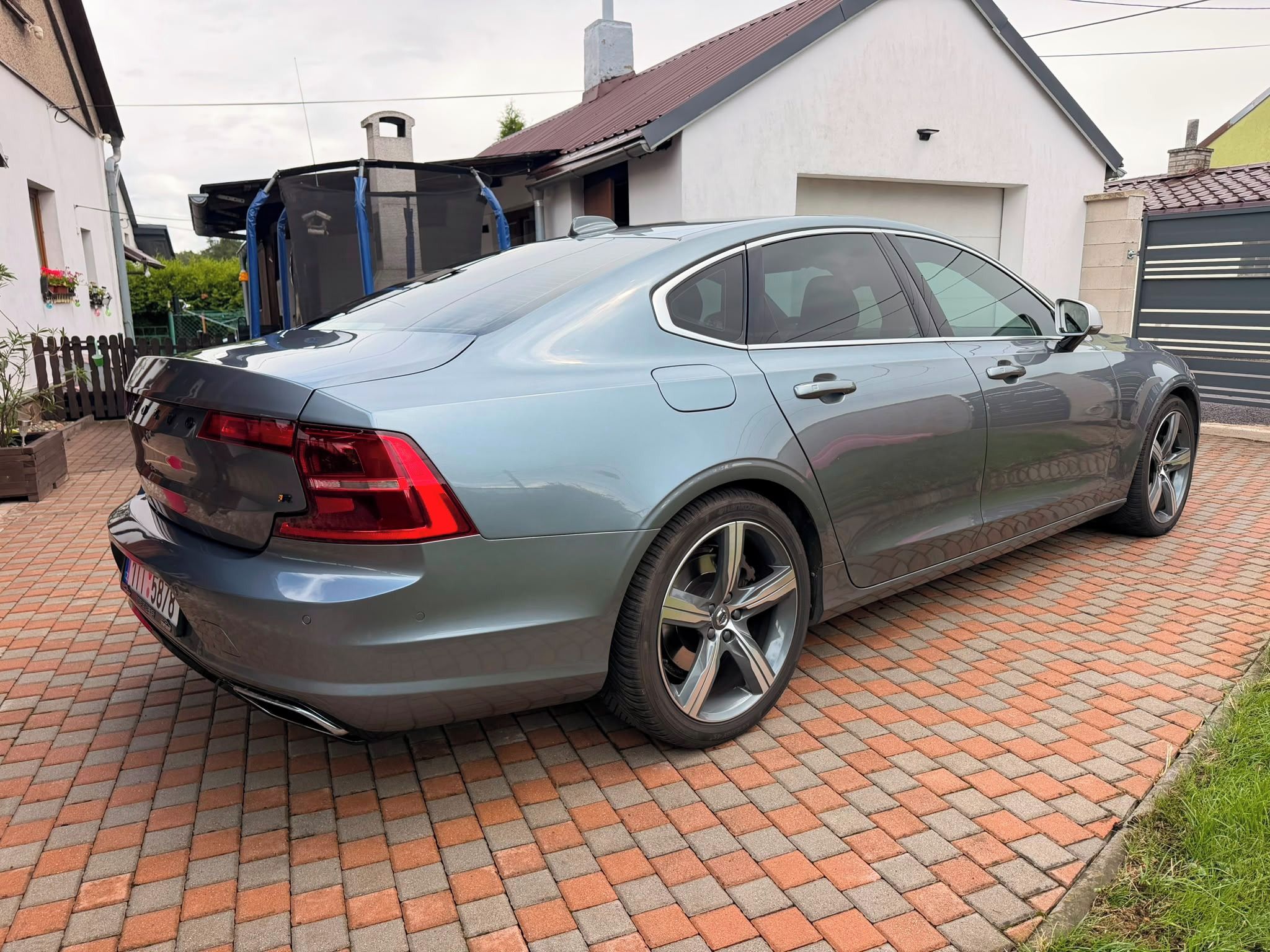 Volvo S90, Volvo S90 T5 R-Design, 2017 - fotka 6