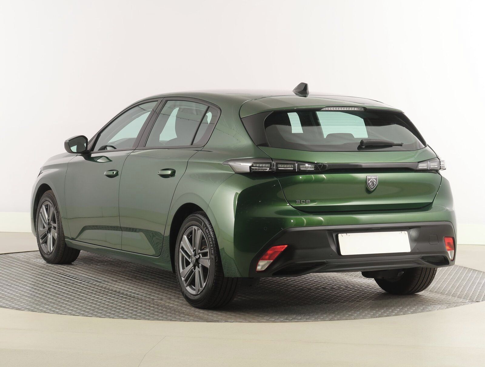 Peugeot 308, 1.2 PureTech, Automat, Navi - fotka 4