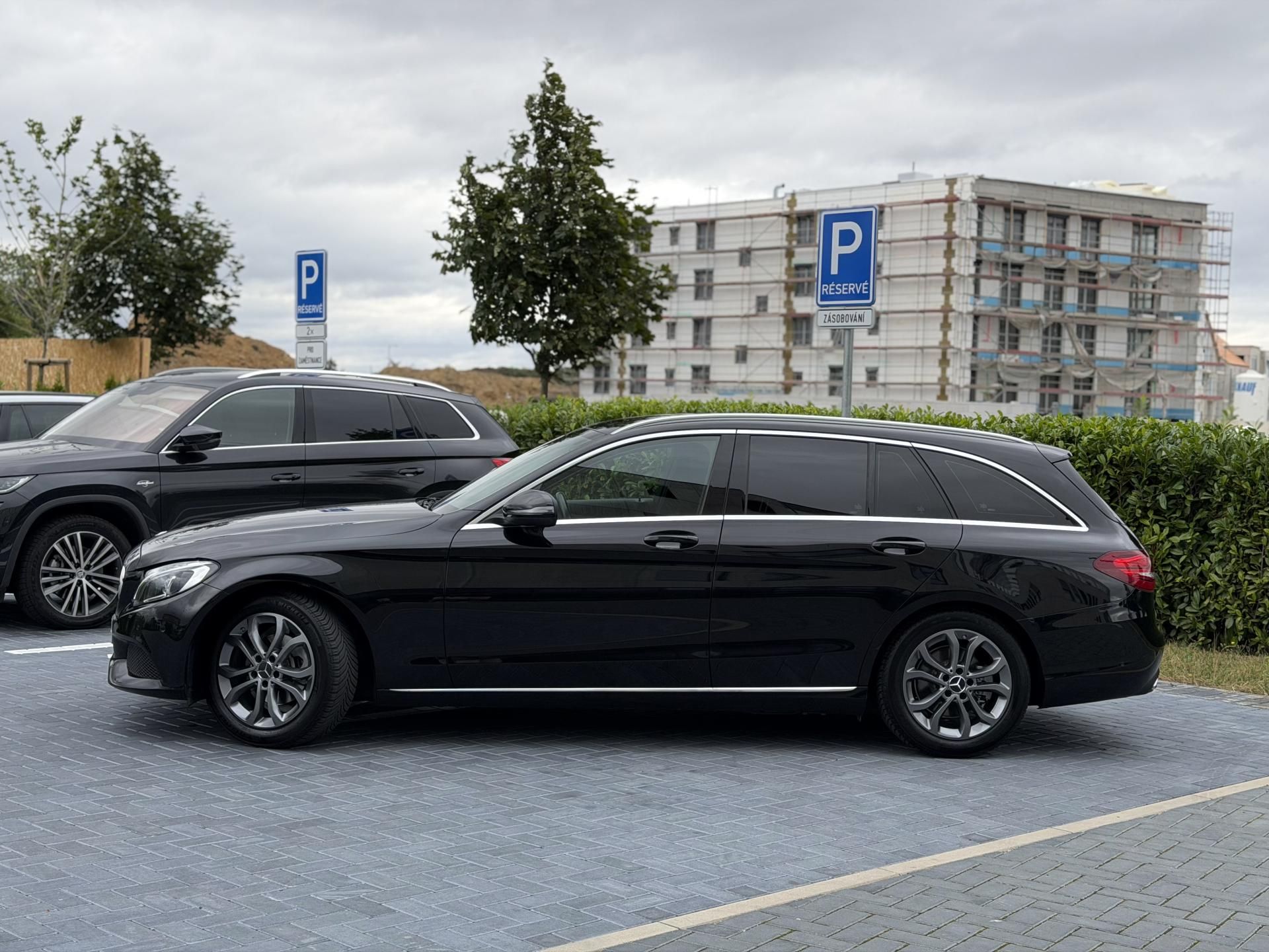 Mercedes-Benz Třídy C, 200d 100 kW / tažné - fotka 2