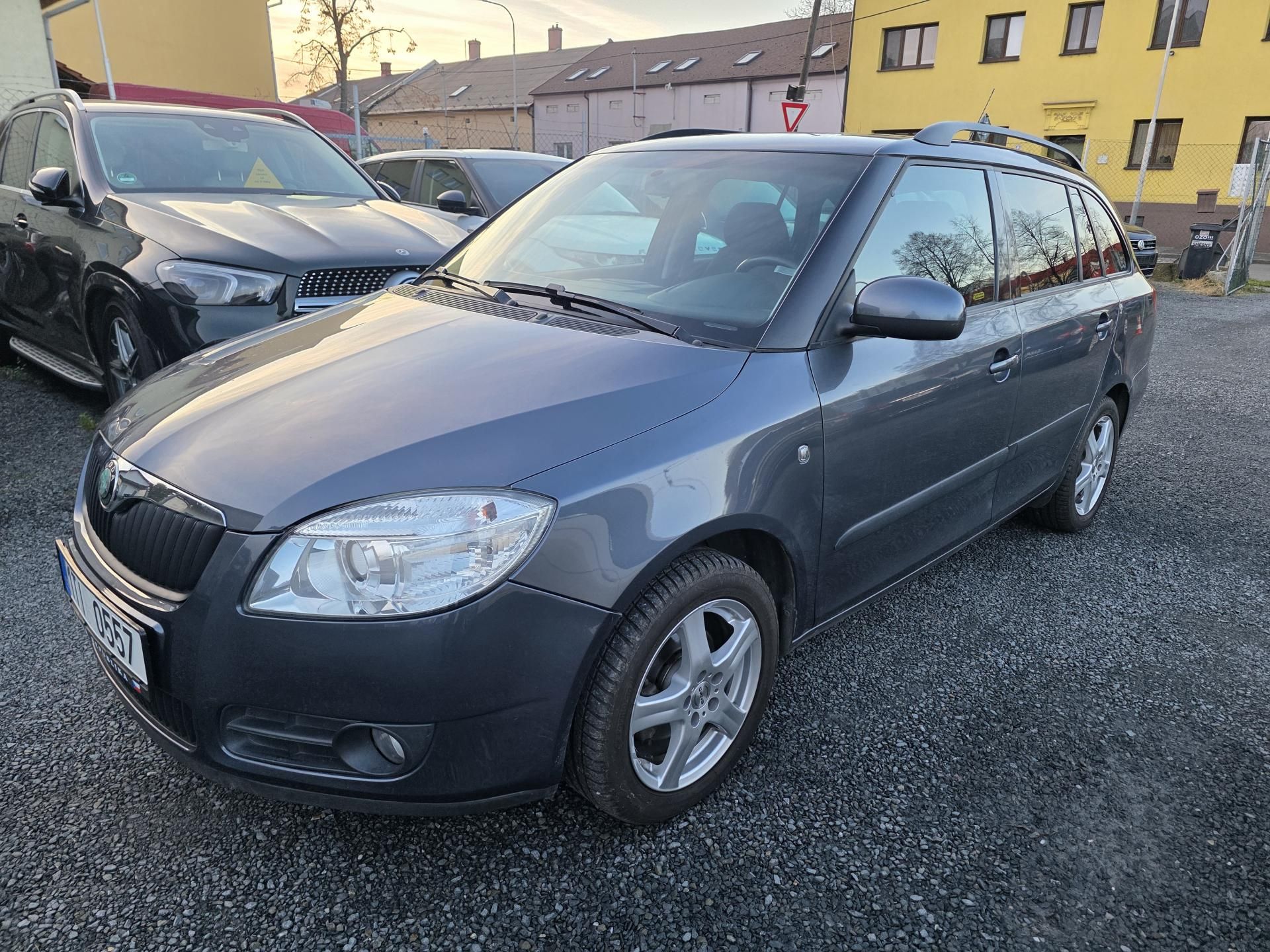 Škoda Fabia, II.1.4 16V invalidní úprava TZ - fotka 2