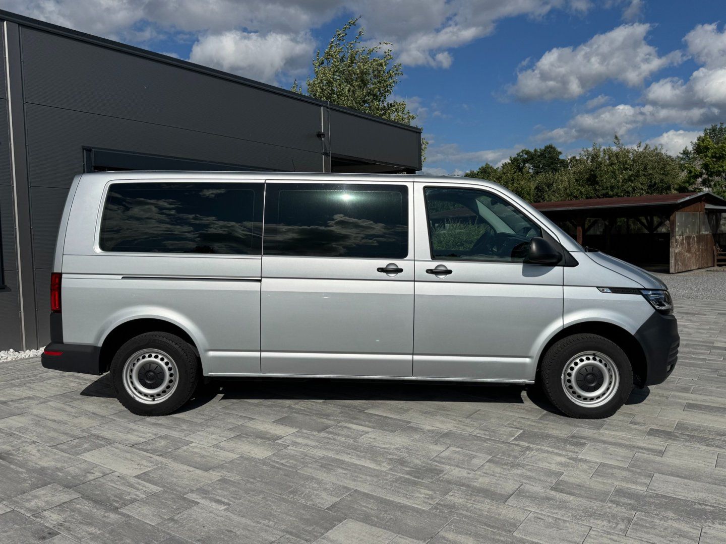 Volkswagen Transporter, LR 2.0 TDI 103kW 4Motion - fotka 4