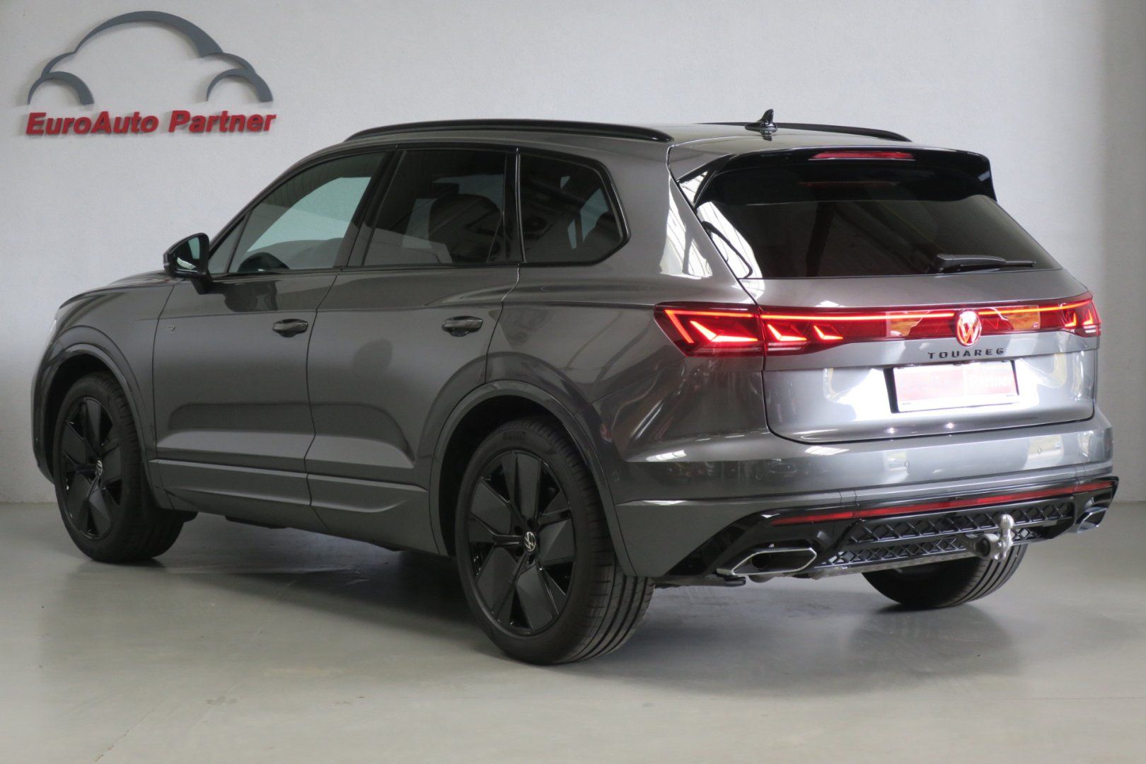Volkswagen Touareg, NEW Final Edition R Line 210kW - fotka 2