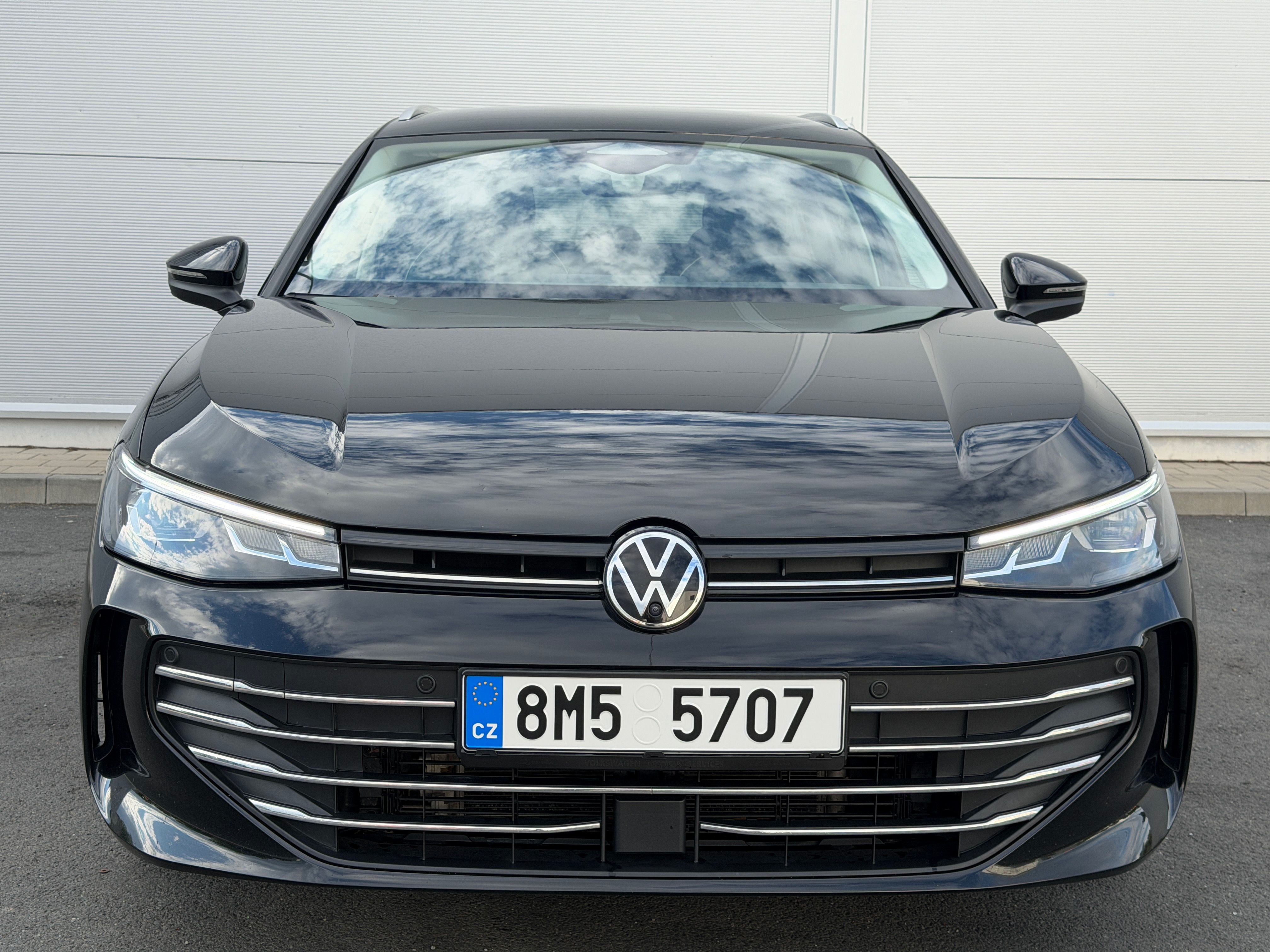 Volkswagen Passat Variant, 2.0 TDi 110kW DSG - 360°kamera - fotka 3