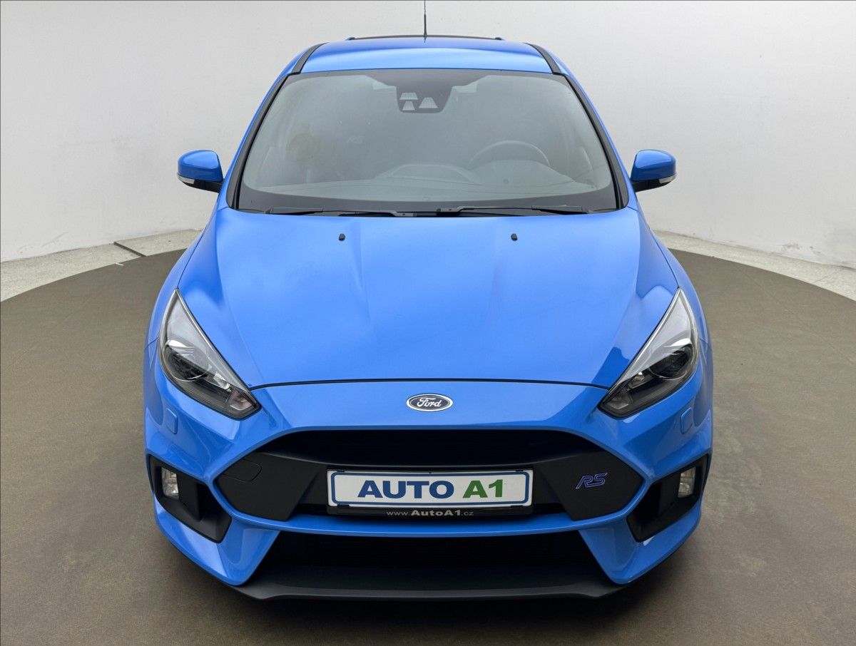Ford Focus, 2,3 RS AWD 10TKM SERVIS 1.MAJ - fotka 2