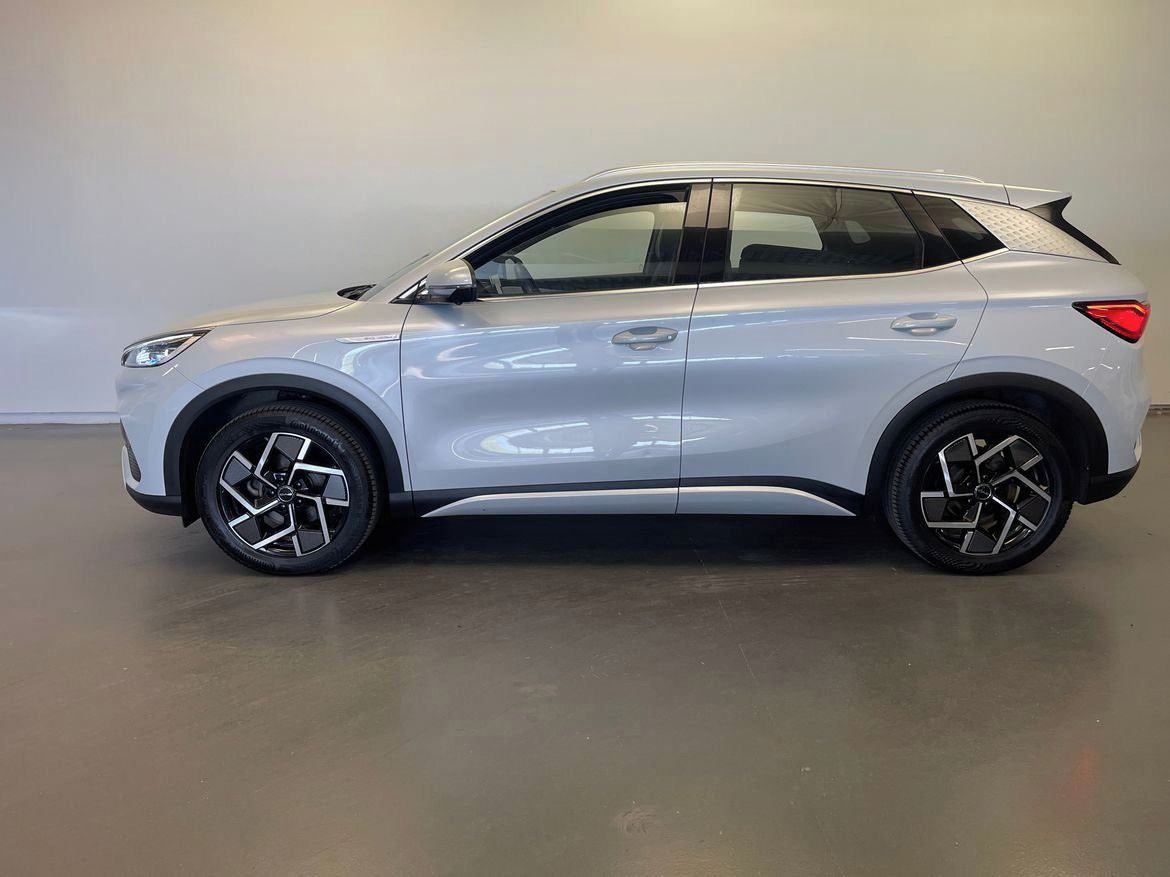 BYD ATTO 3, 60.4kWh Pano 360 Kůže - fotka 3