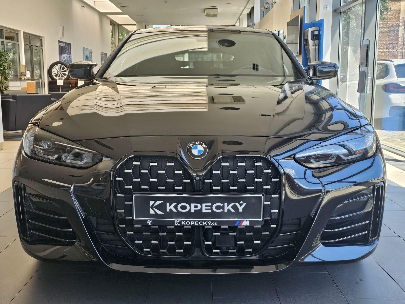 BMW Řada 4, M440i xDrive - fotka 2