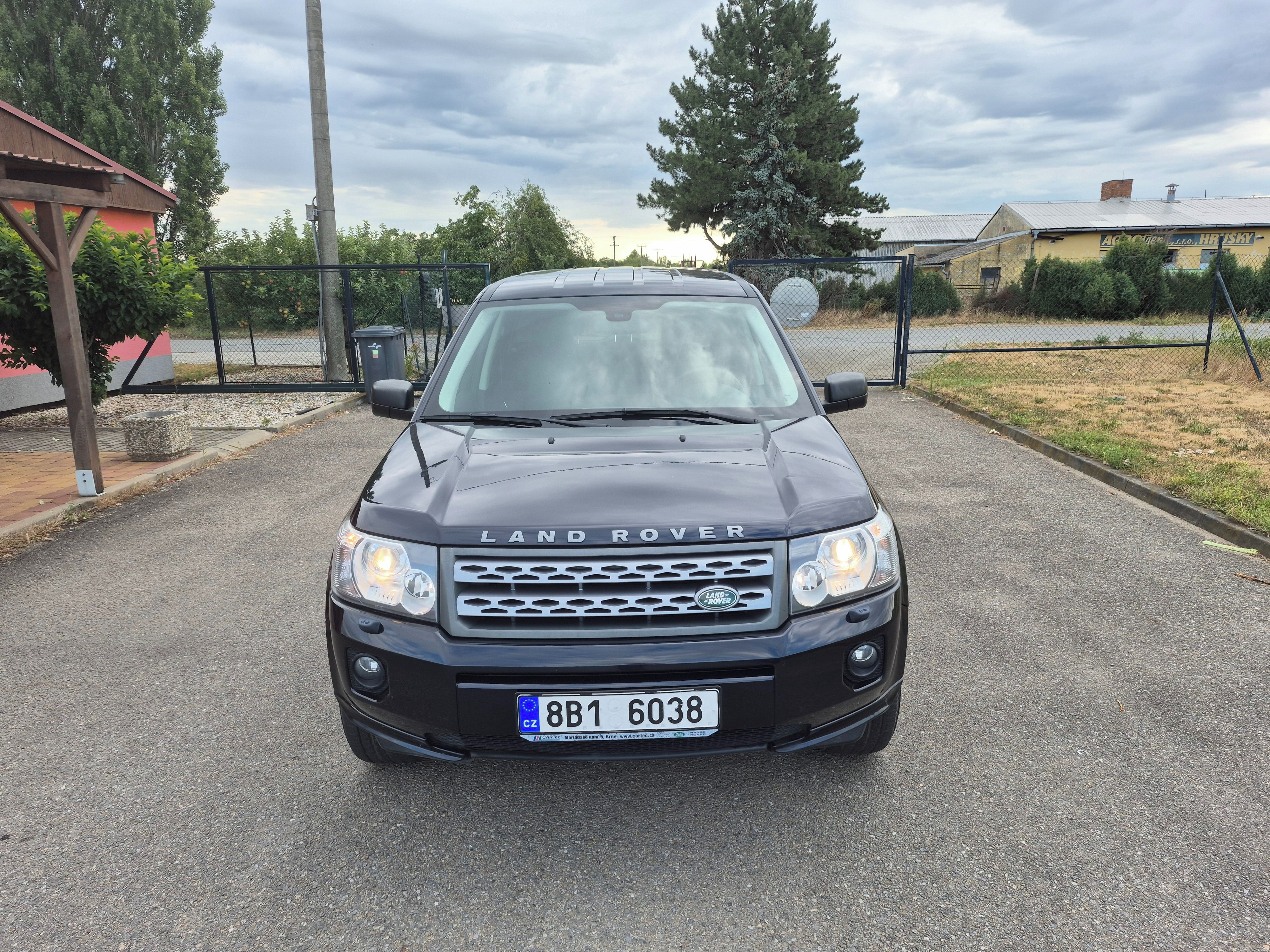 Land Rover Freelander, 2,2TD4, 110kW, 4x4, 1.maj - fotka 2