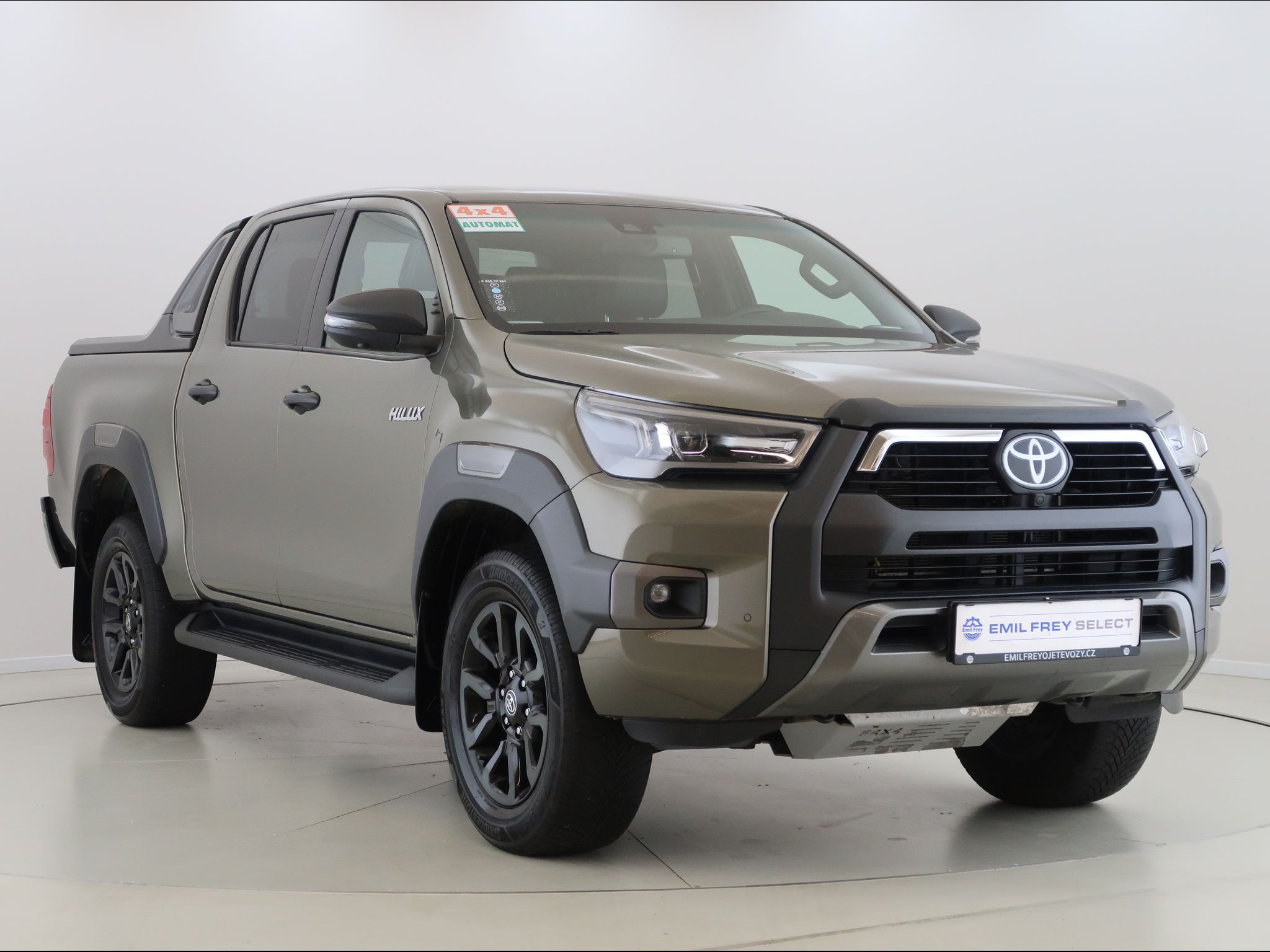 Toyota Hilux, 2.8,D-4D,DoubleCab,4x4,Invinci - fotka 3