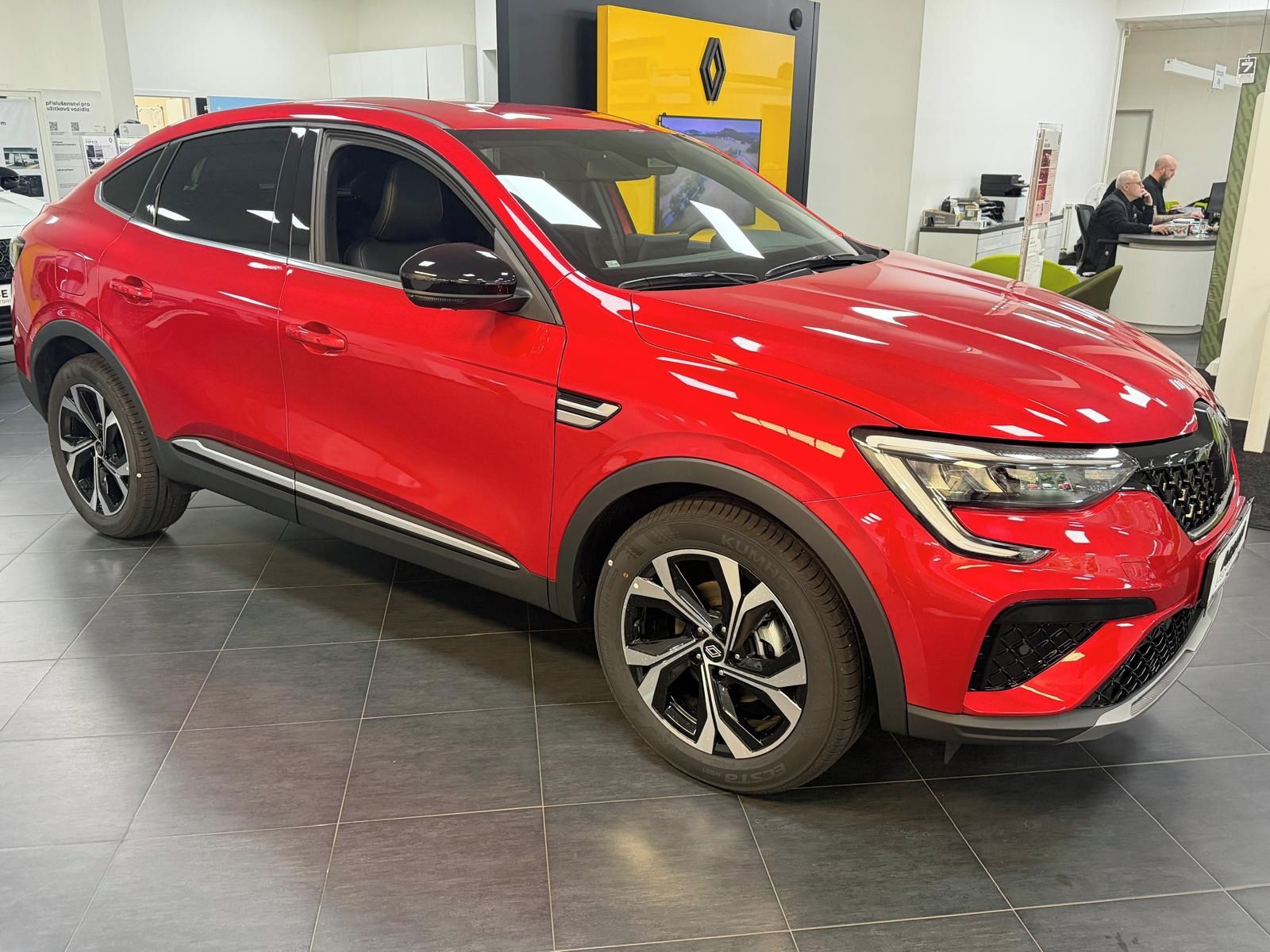 Renault Arkana, Techno full hybrid E-Tech 145 - fotka 2
