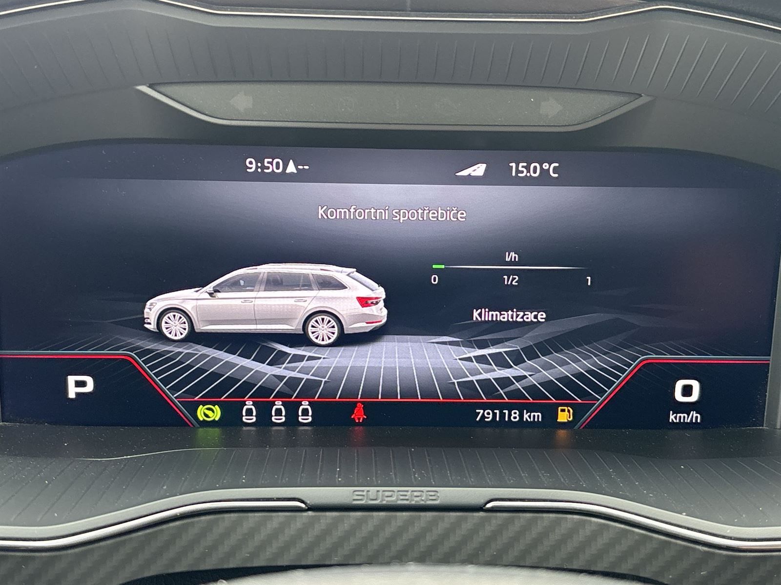 Škoda Superb, Combi 2.0 TDI DSG Sportline - fotka 6