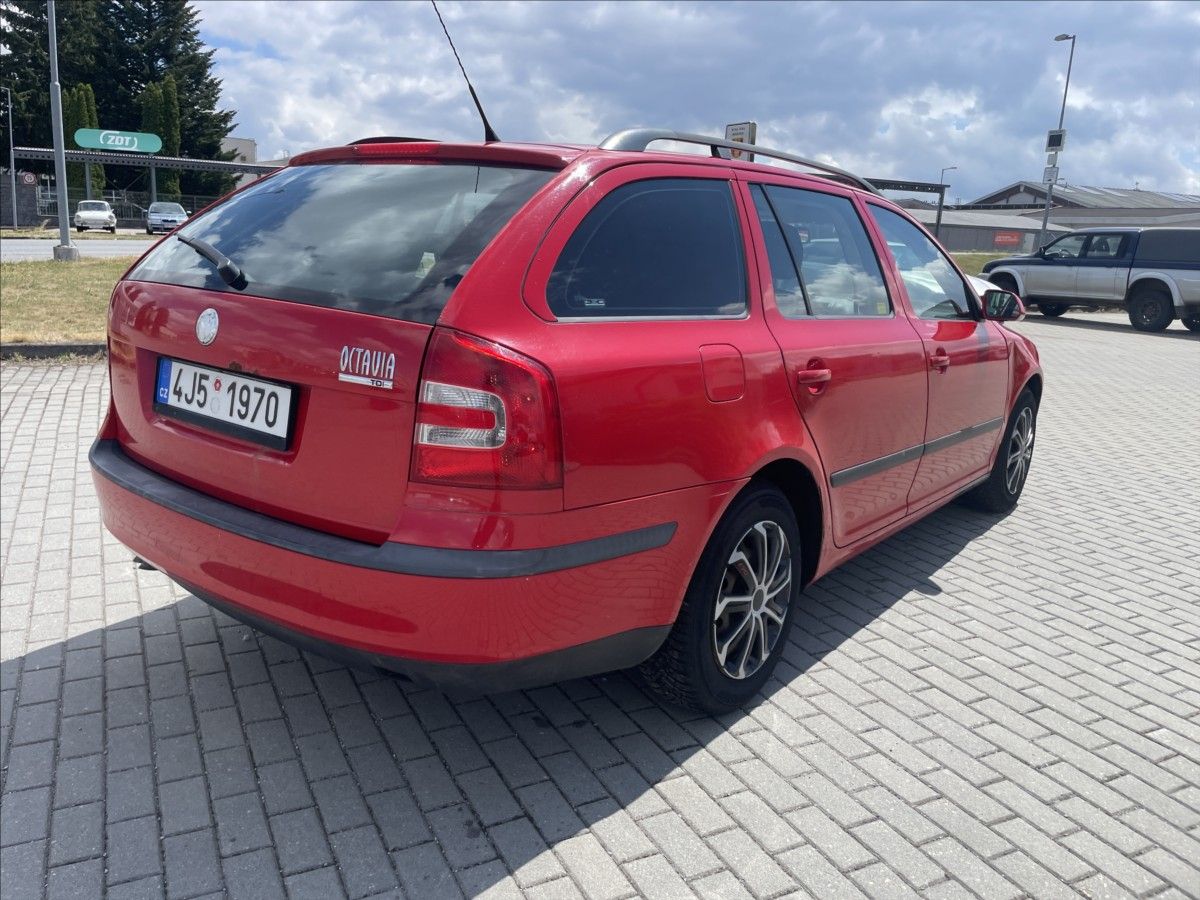 Škoda Octavia, 2,0 TDi 103kw BKD Klimatronic - fotka 4