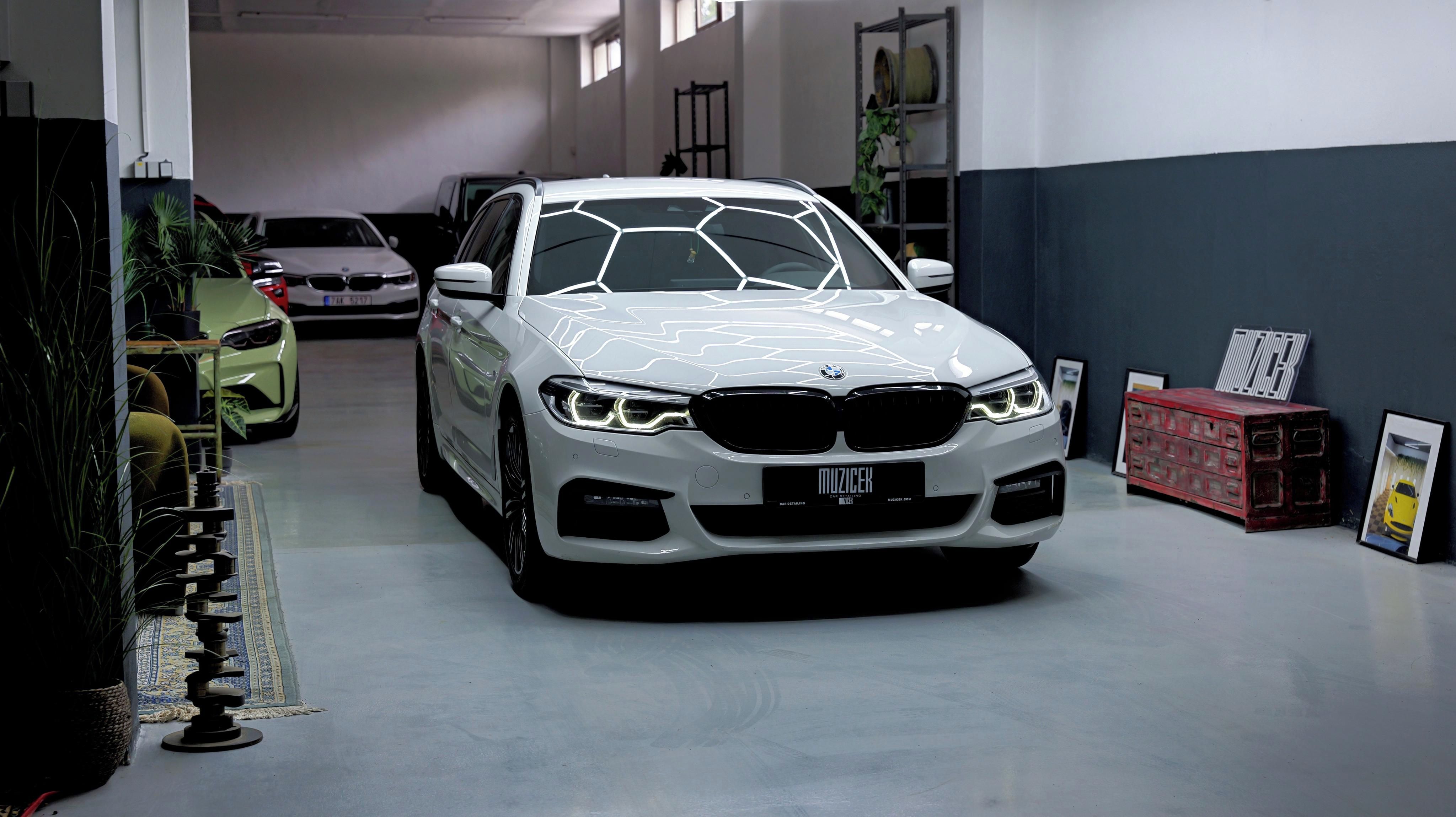 BMW Řada 5, 520d xDrive | servis | DPH - fotka 3