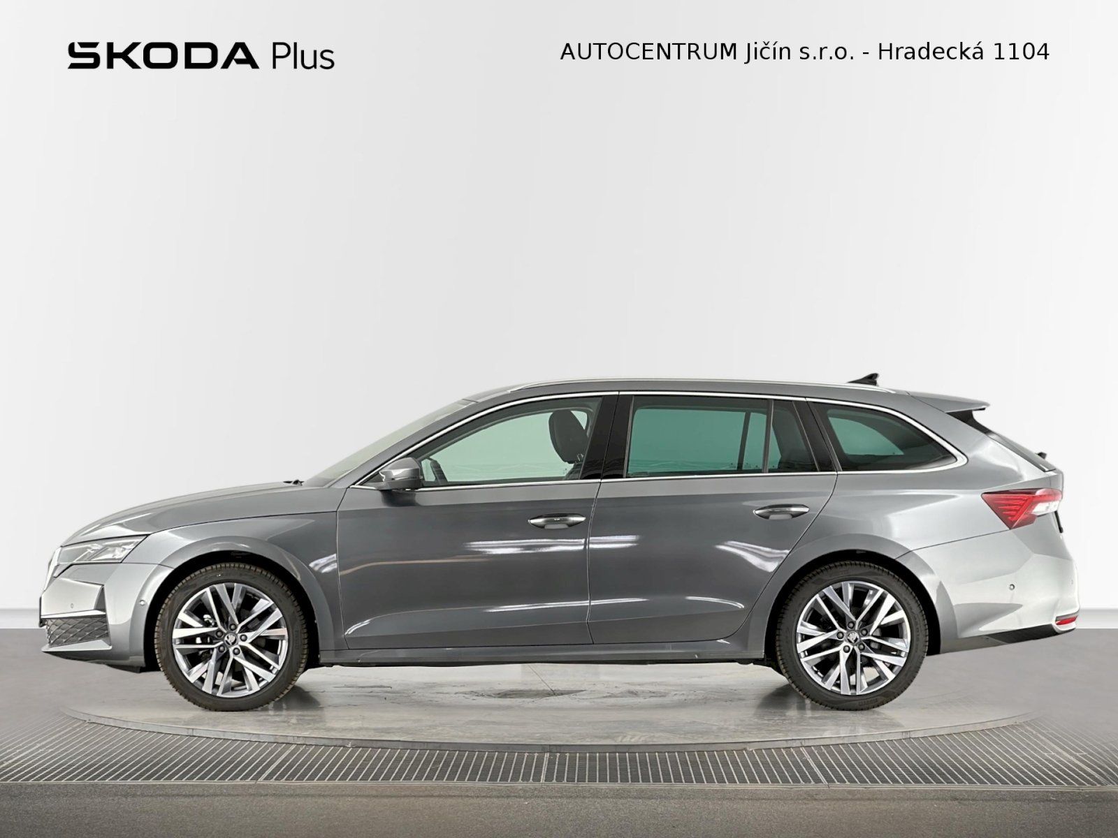 Škoda Octavia, Combi DSG 2.0TDI 110kW Exclusi - fotka 3