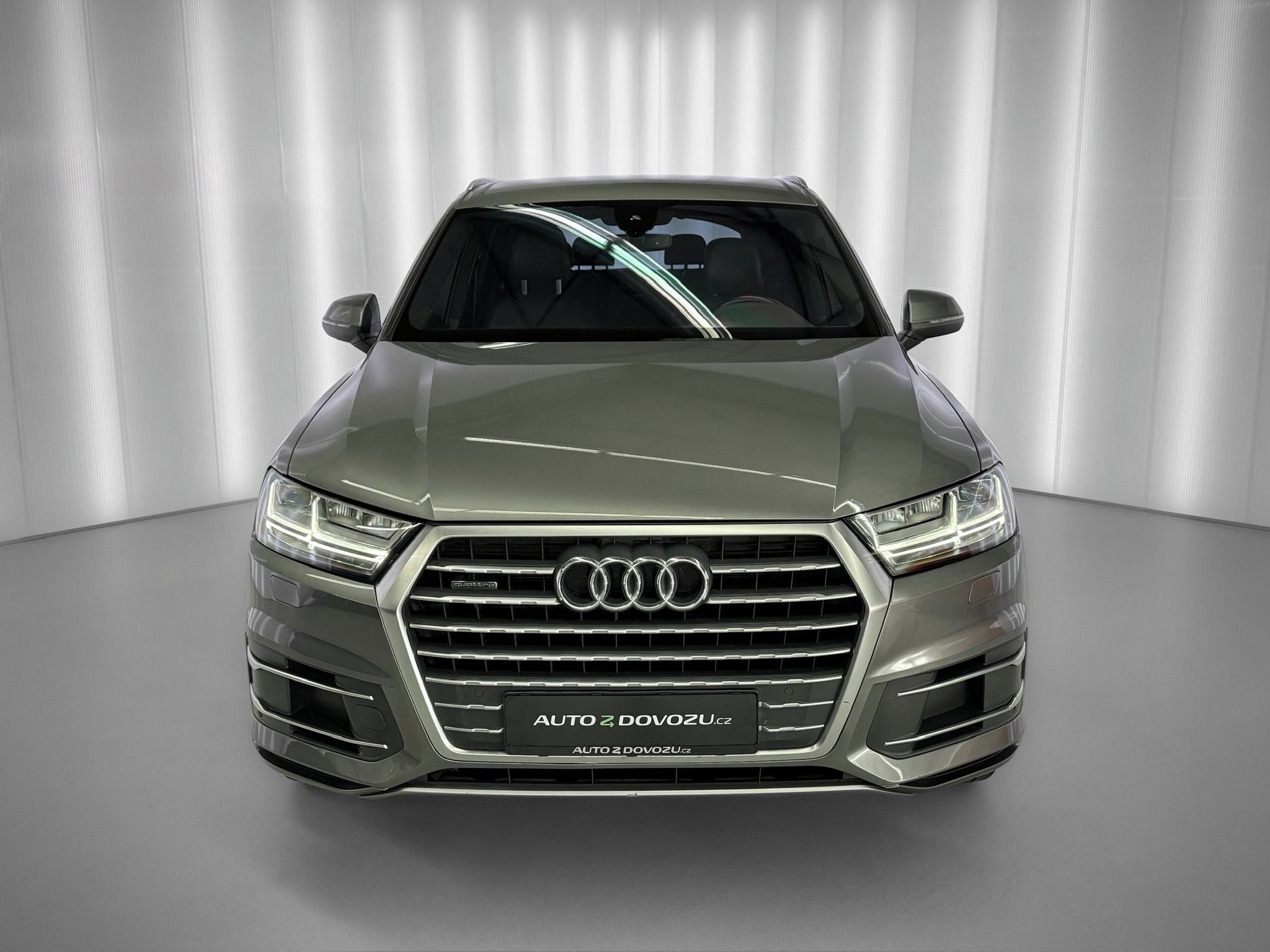 Audi Q7, 3.0TDI 200KW QUATTRO S-LINE, V - fotka 3