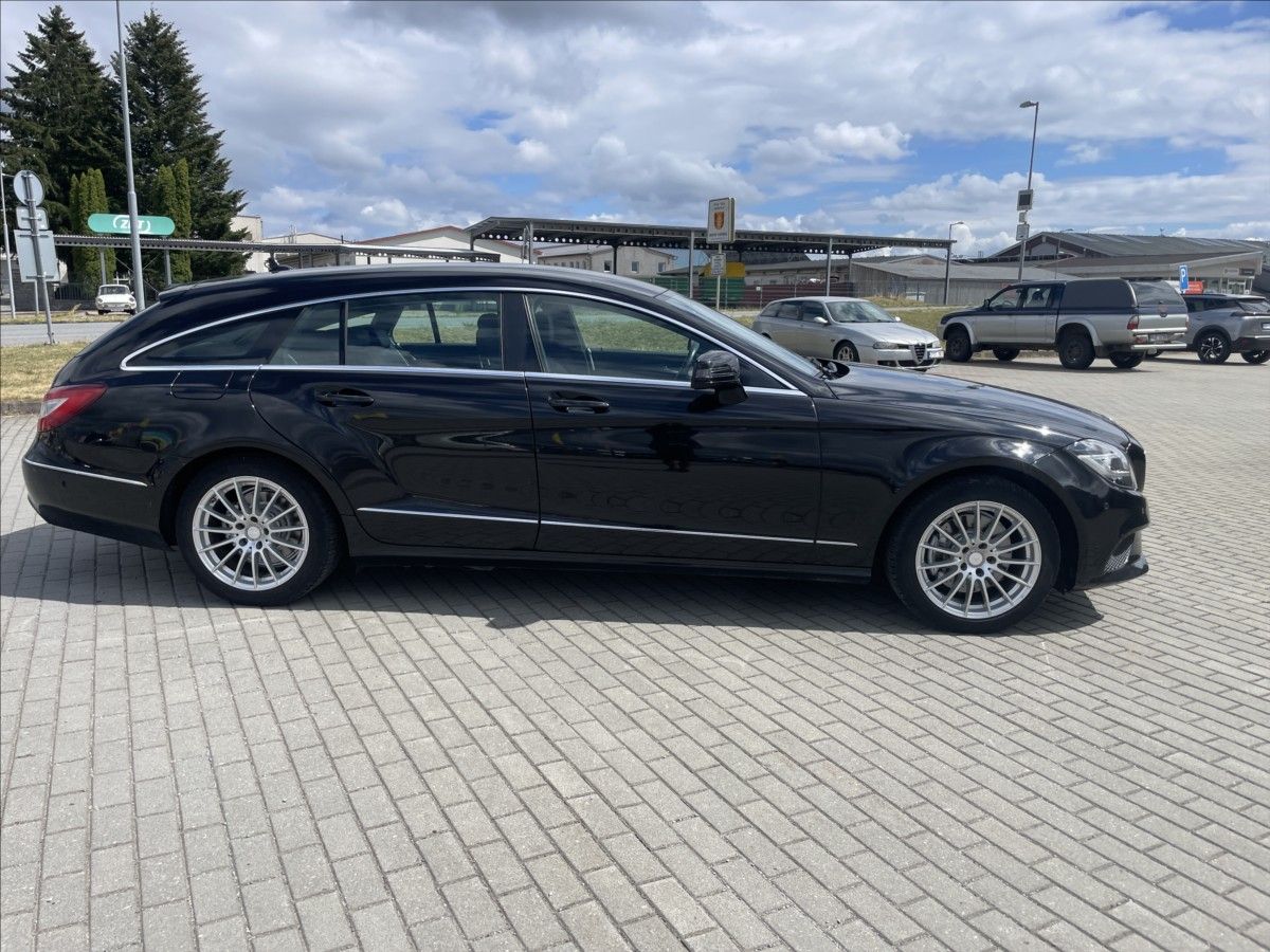 Mercedes-Benz CLS, 2,1 250d 4-Matic 150kw Airmati - fotka 5