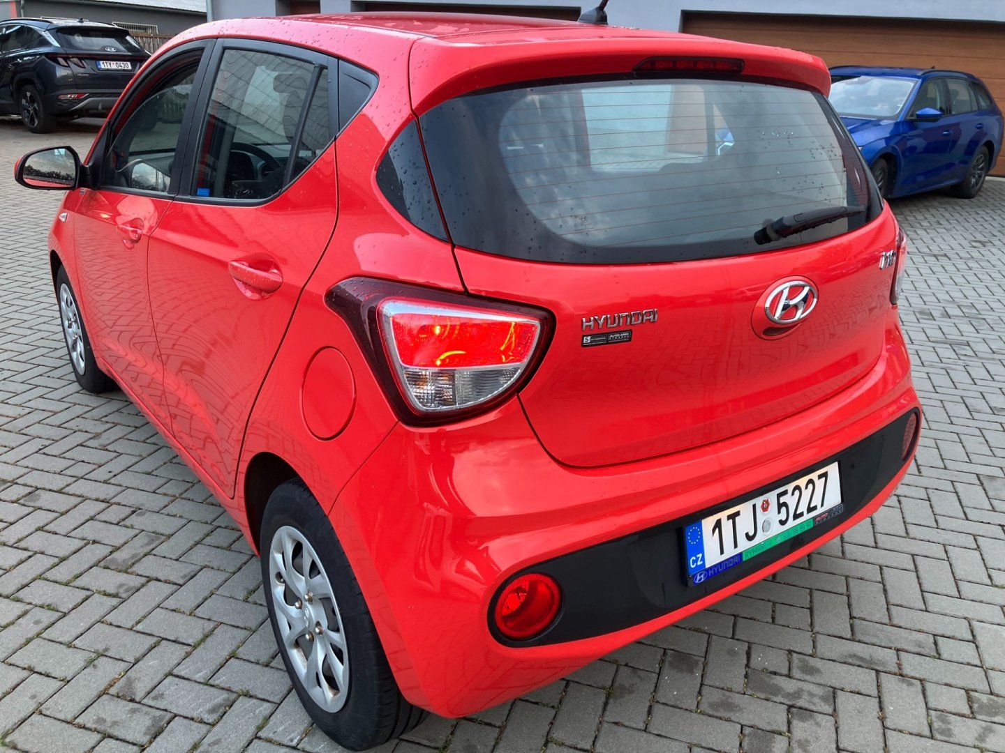 Hyundai i10, 1.0 FAMILY CLUB KLIMA 1.MAJ.ČR - fotka 5