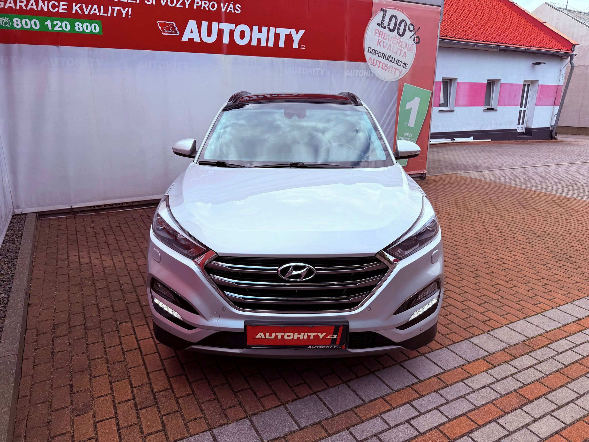 Hyundai Tucson, 2.0 CRDi 4x4 Aut. Premium, ČR - fotka 2