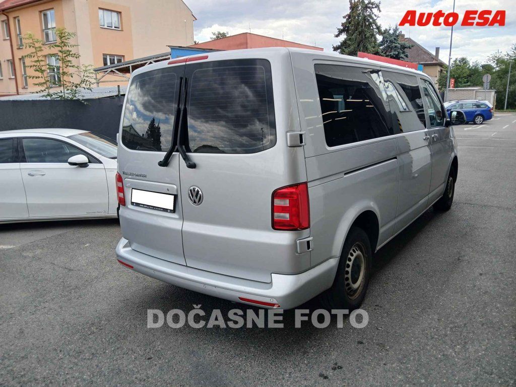 Volkswagen Transporter, 2.0TDi L2 9míst,1.maj,ČR - fotka 2