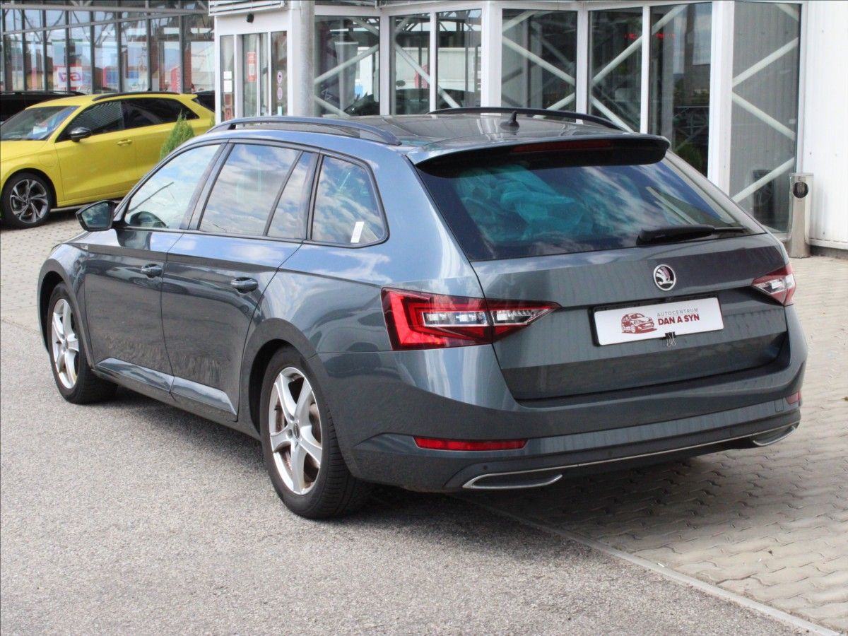 Škoda Superb, 2,0 TDI DSG 140KW SPORTLINE - fotka 4