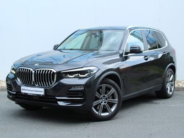 xDrive45e, 290kW