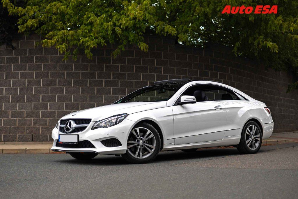Mercedes-Benz Třídy E, 3.0 BlueTec 350d - fotka 2