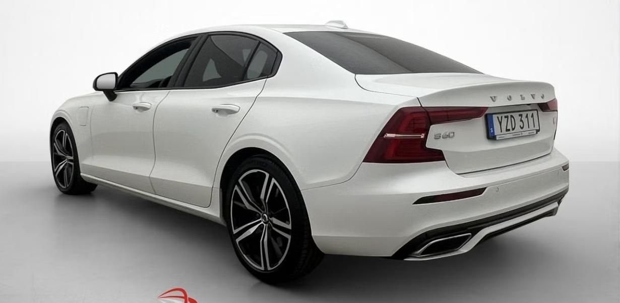 Volvo S60, Recharge T8 AWD R Kam Pano Taž - fotka 5