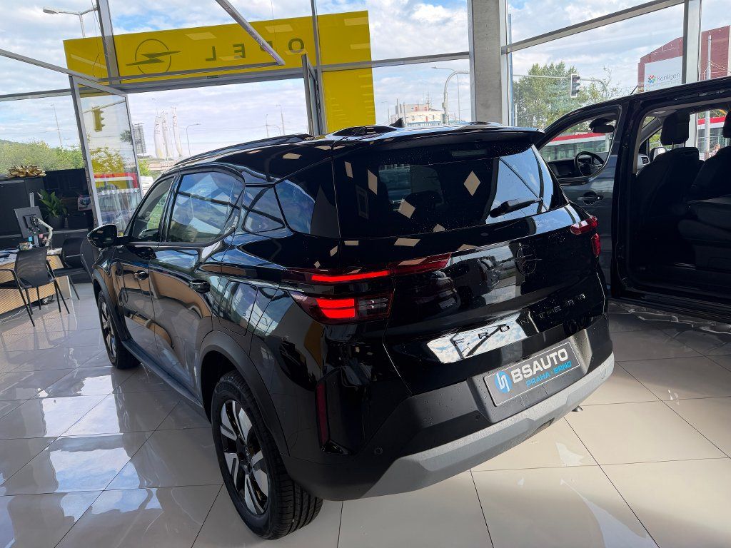 Opel Frontera, GS Hybrid 1.2T 145k AT6 - fotka 6