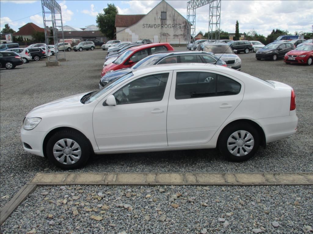 Škoda Octavia, 1,4 i, klimatizace, servis, - fotka 4