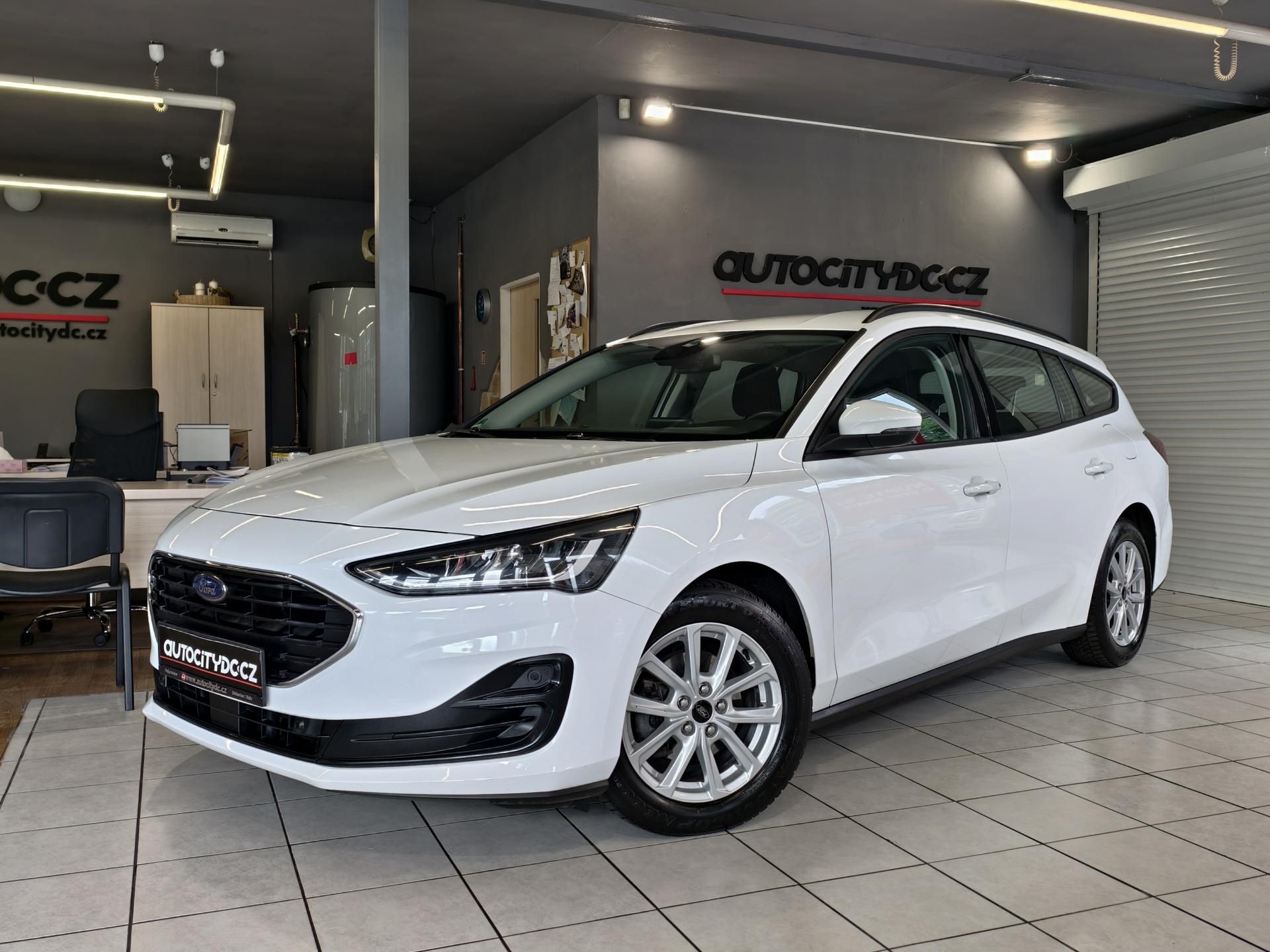Ford Focus, 1.5 EcoBlue LED, LANE, ČR, DPH - fotka 3
