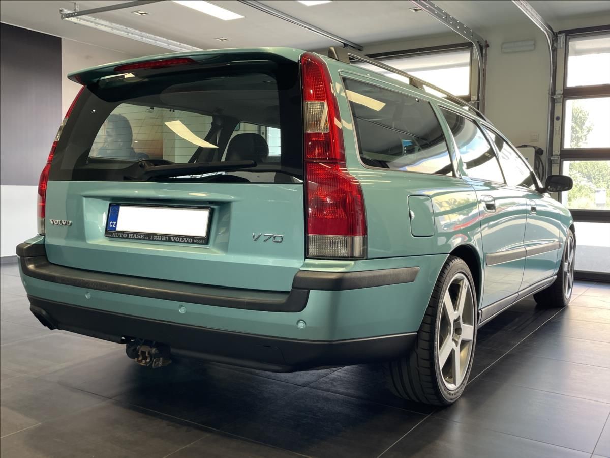 Volvo V70, 2,5 T 300k  R - fotka 4