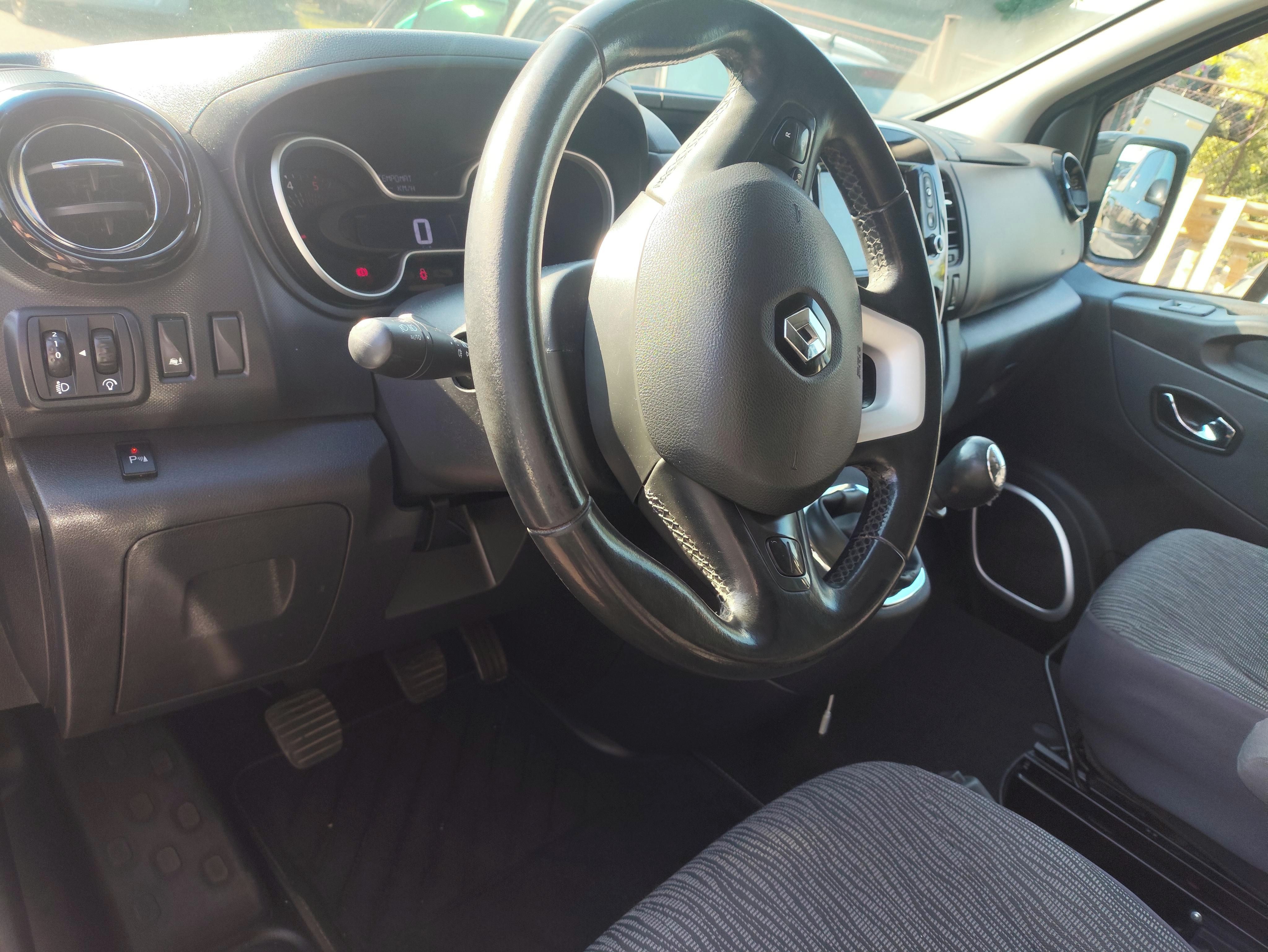 Renault Trafic, SpaceClass 8 míst 107kw - fotka 4