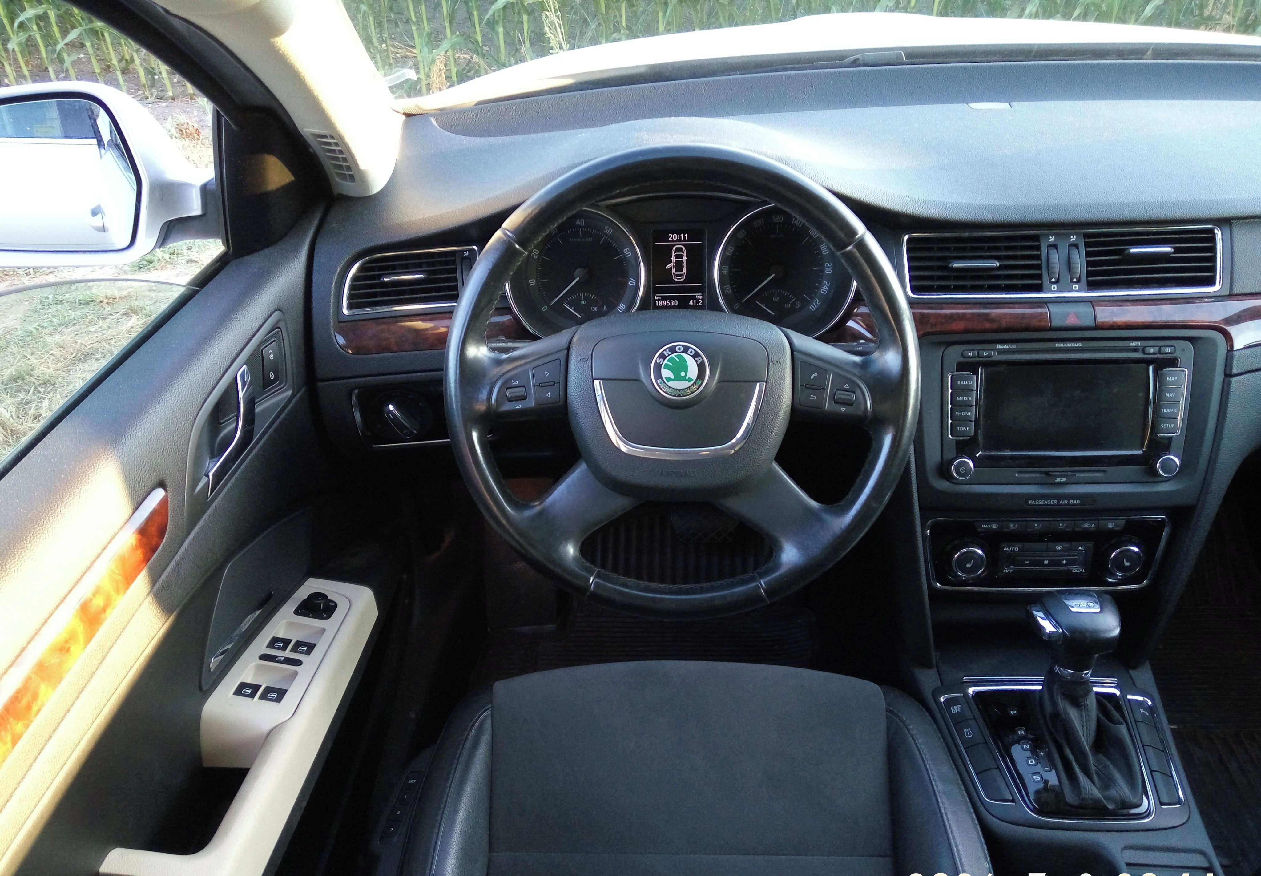 Škoda Superb, 189 t. km DSG Elegance ČR - fotka 6