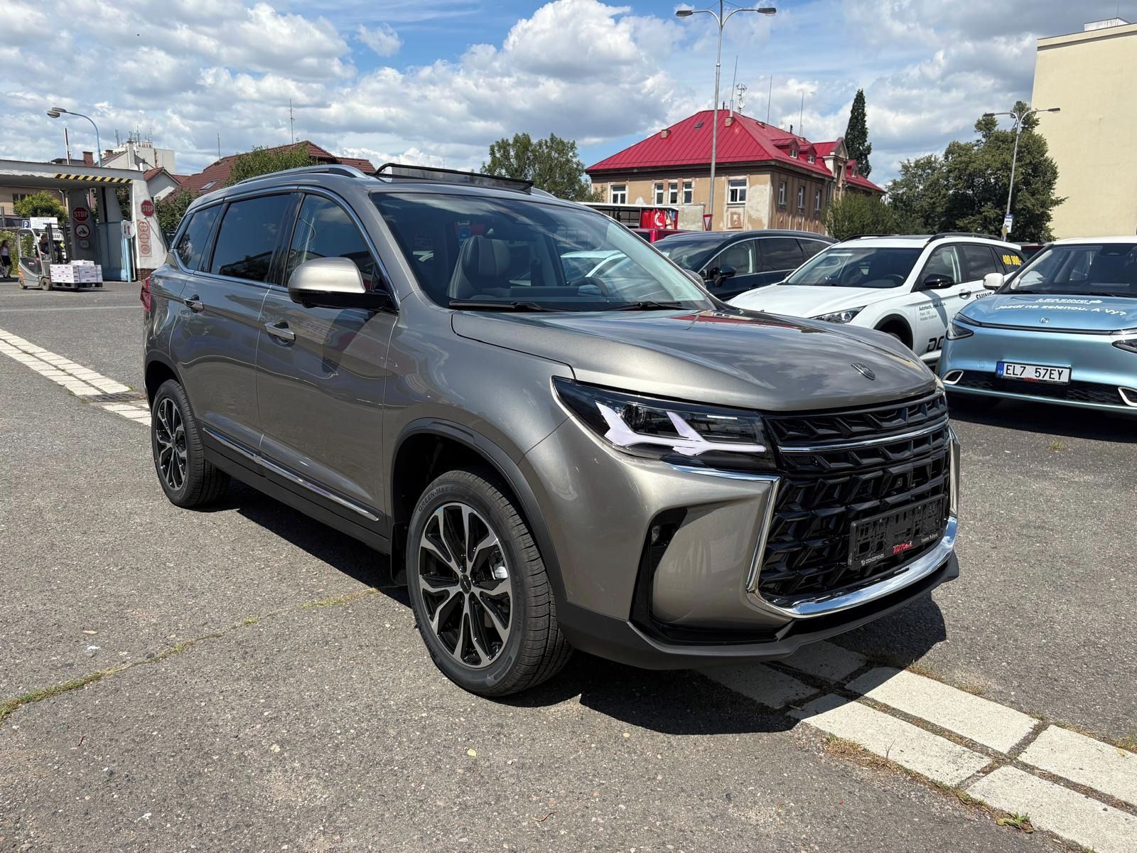 Dongfeng T5, 1.5T 125kw 7DTC Exclusive - fotka 2