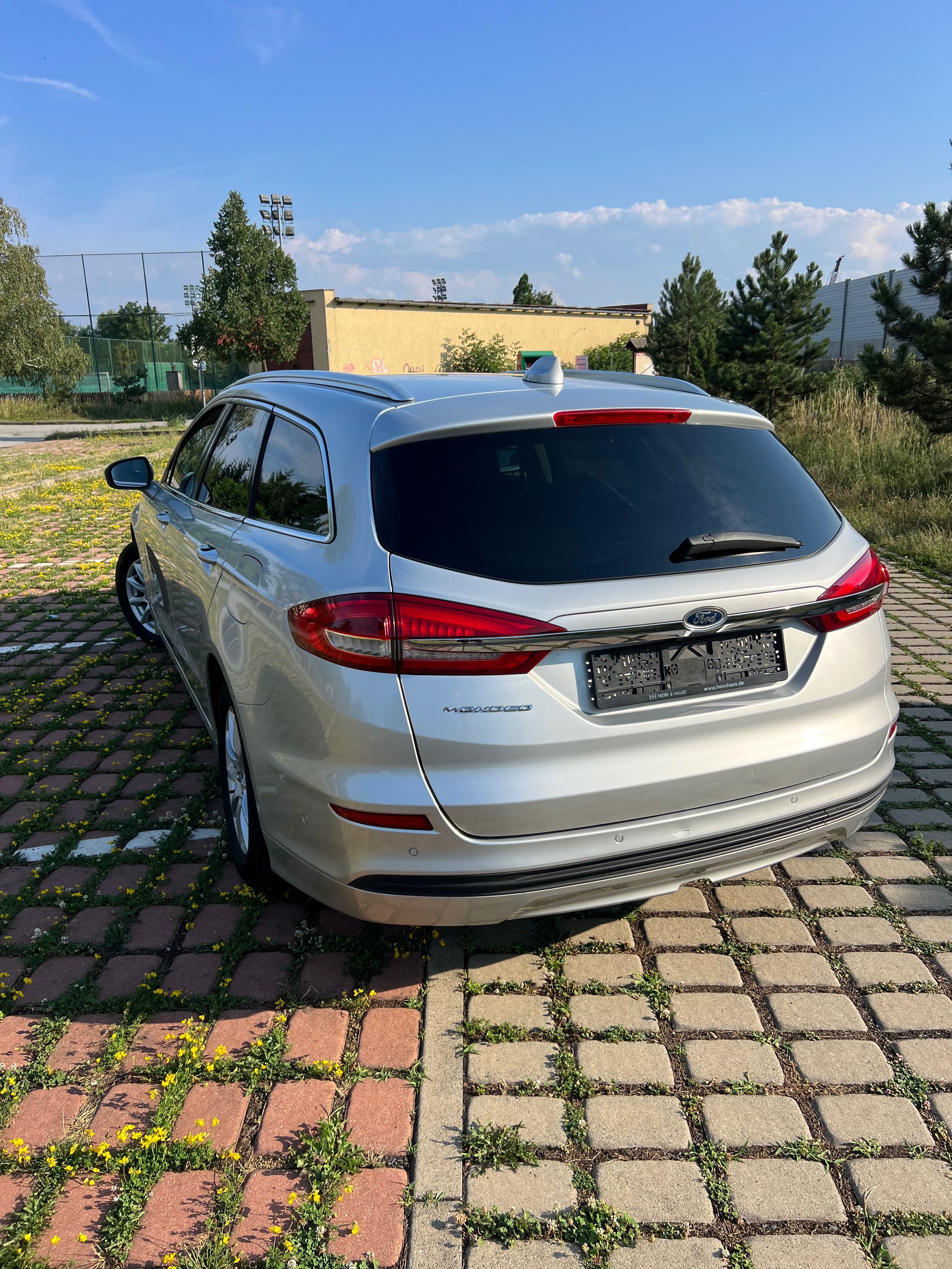 Ford Mondeo, 2.0 - fotka 2