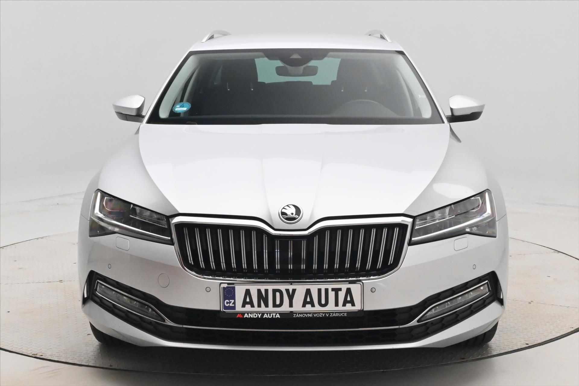 Škoda Superb, 2,0 TDI 147 kW DSG 4x4 STYLE Z - fotka 2