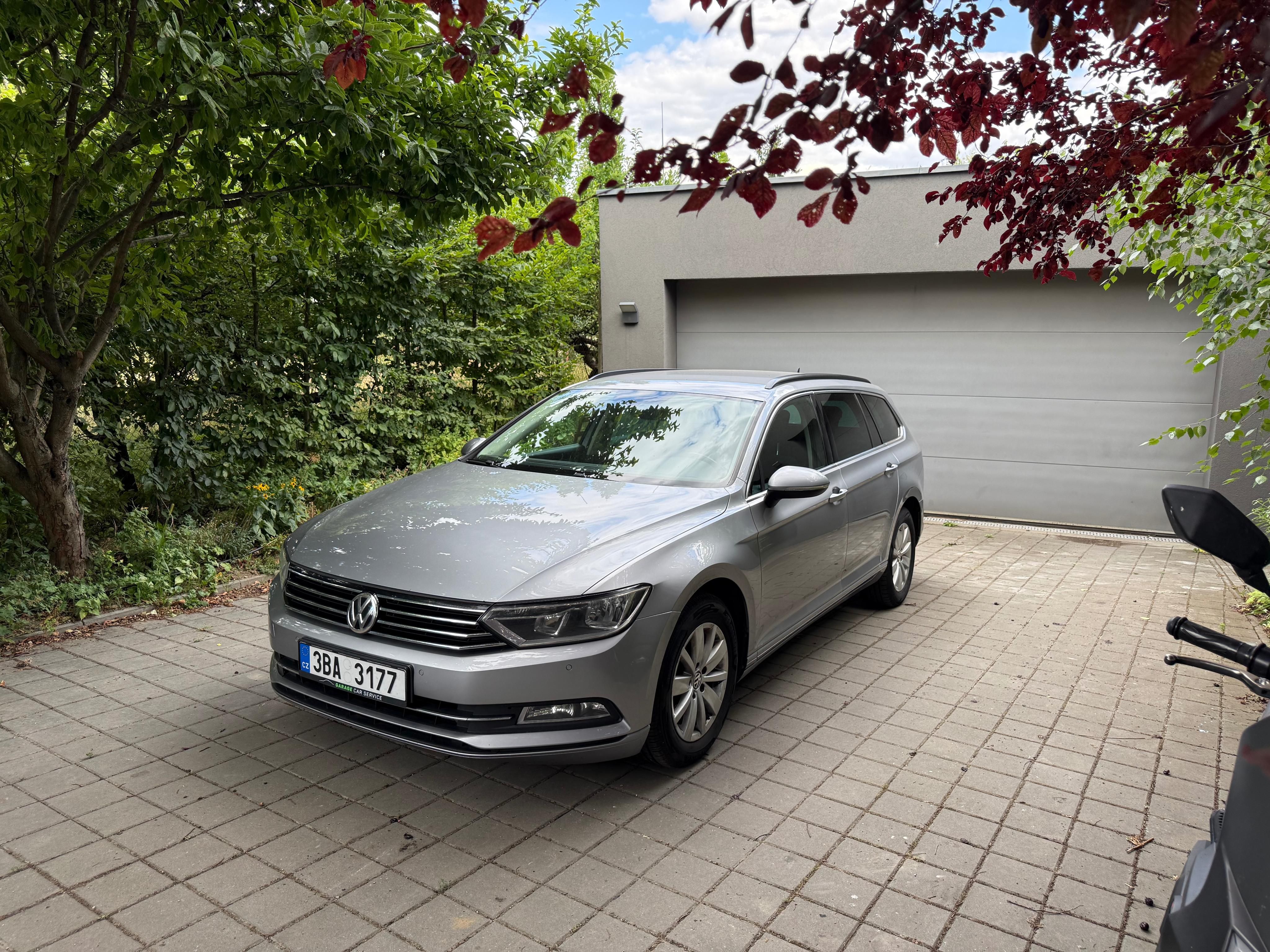 Volkswagen Passat, 2.0TDi, tažné - fotka 2