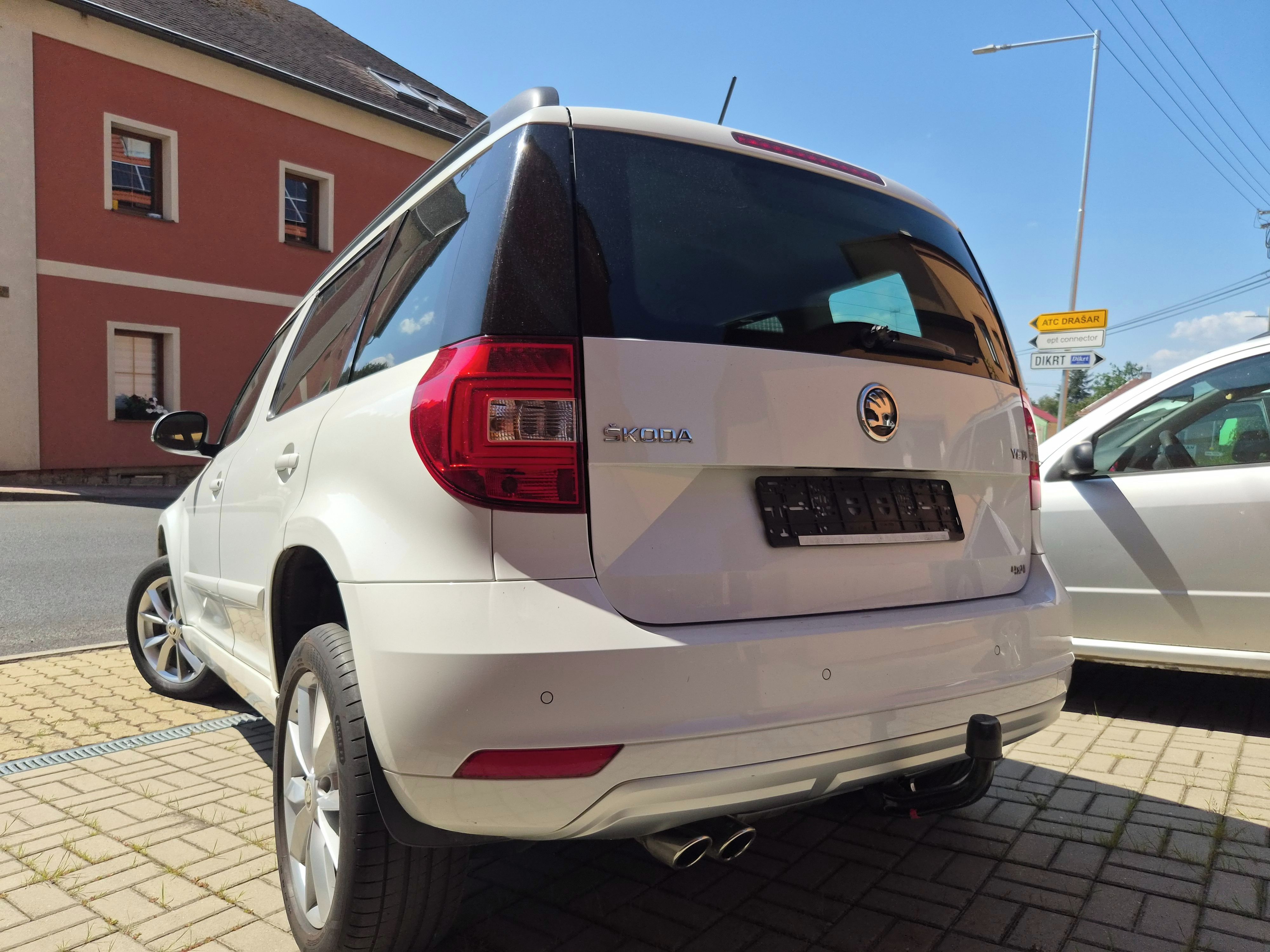 Škoda Yeti, 4x4 110 kw manuál - fotka 5