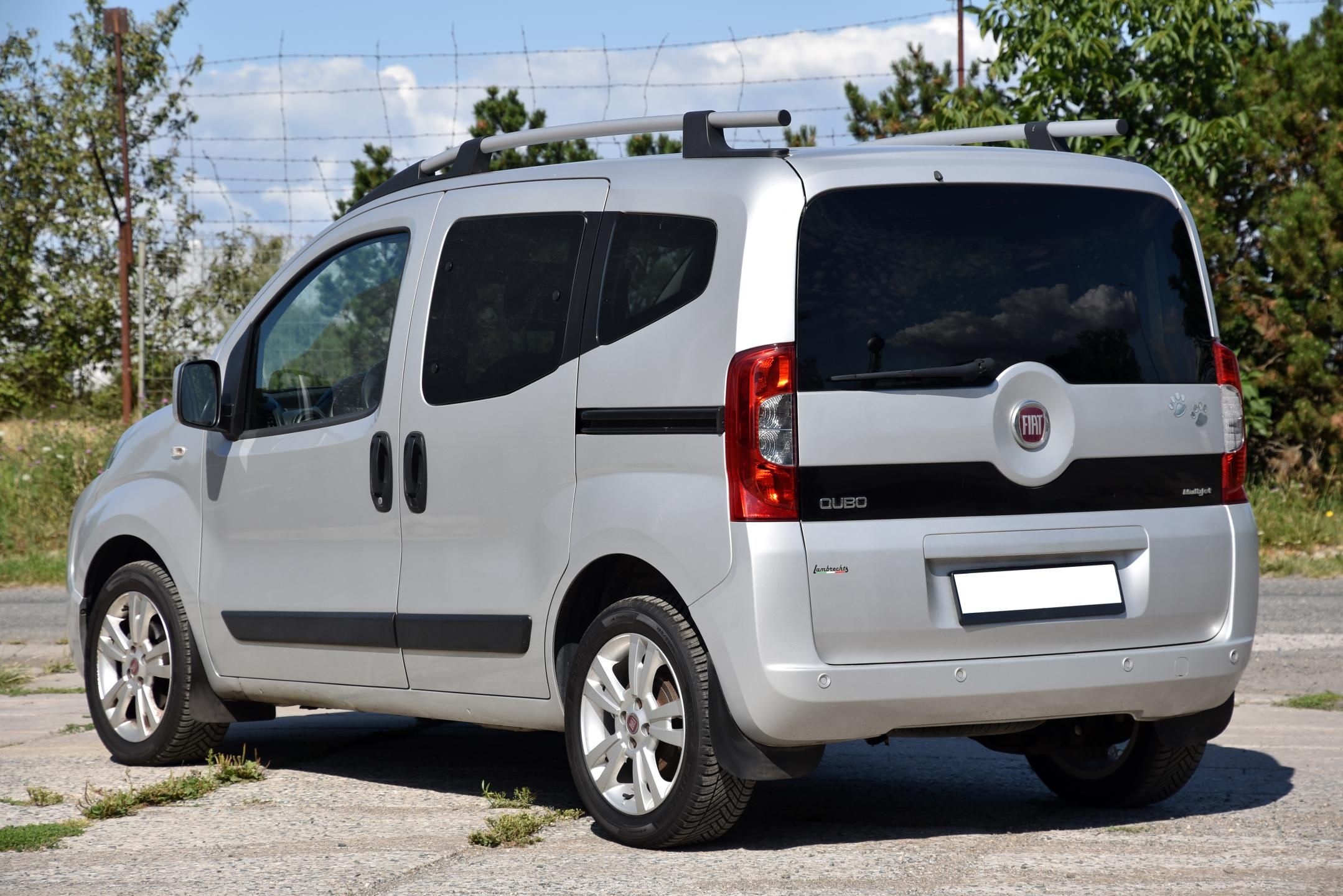 Fiat Qubo, 1.3 MultiJet,KLIMA,PDC,ALU16 - fotka 4