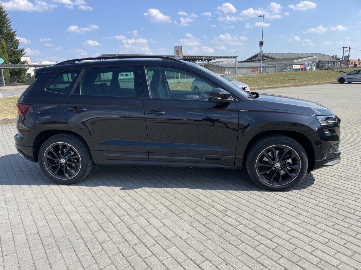 Škoda Karoq, 1,5 TSi 110kw SPORTLINE 1maj C - fotka 5